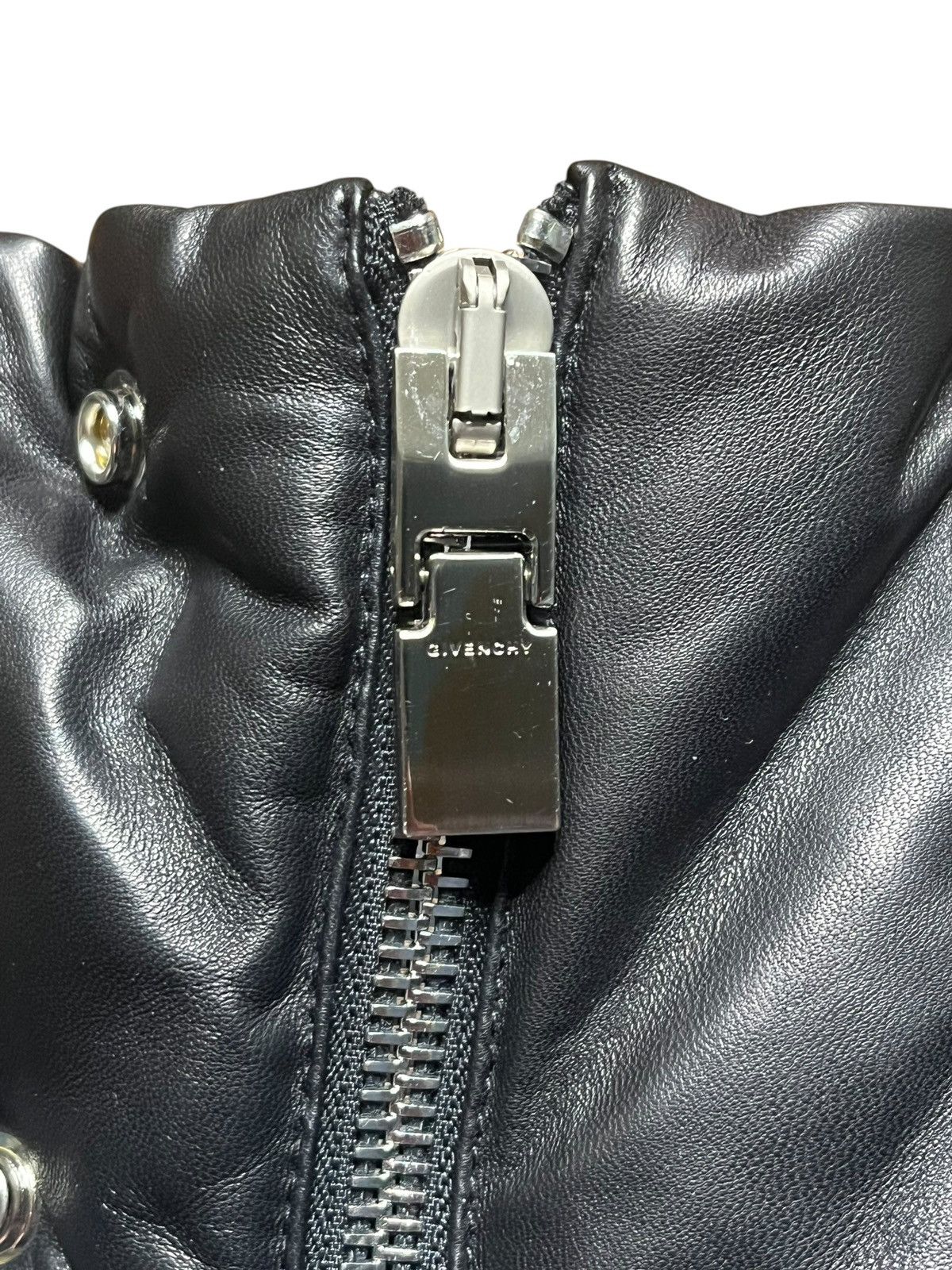 Givenchy Givenchy AW21 Runway Lambskin Leather Puffer Vest Look 5 Size US L / EU 52-54 / 3 - 13 Thumbnail