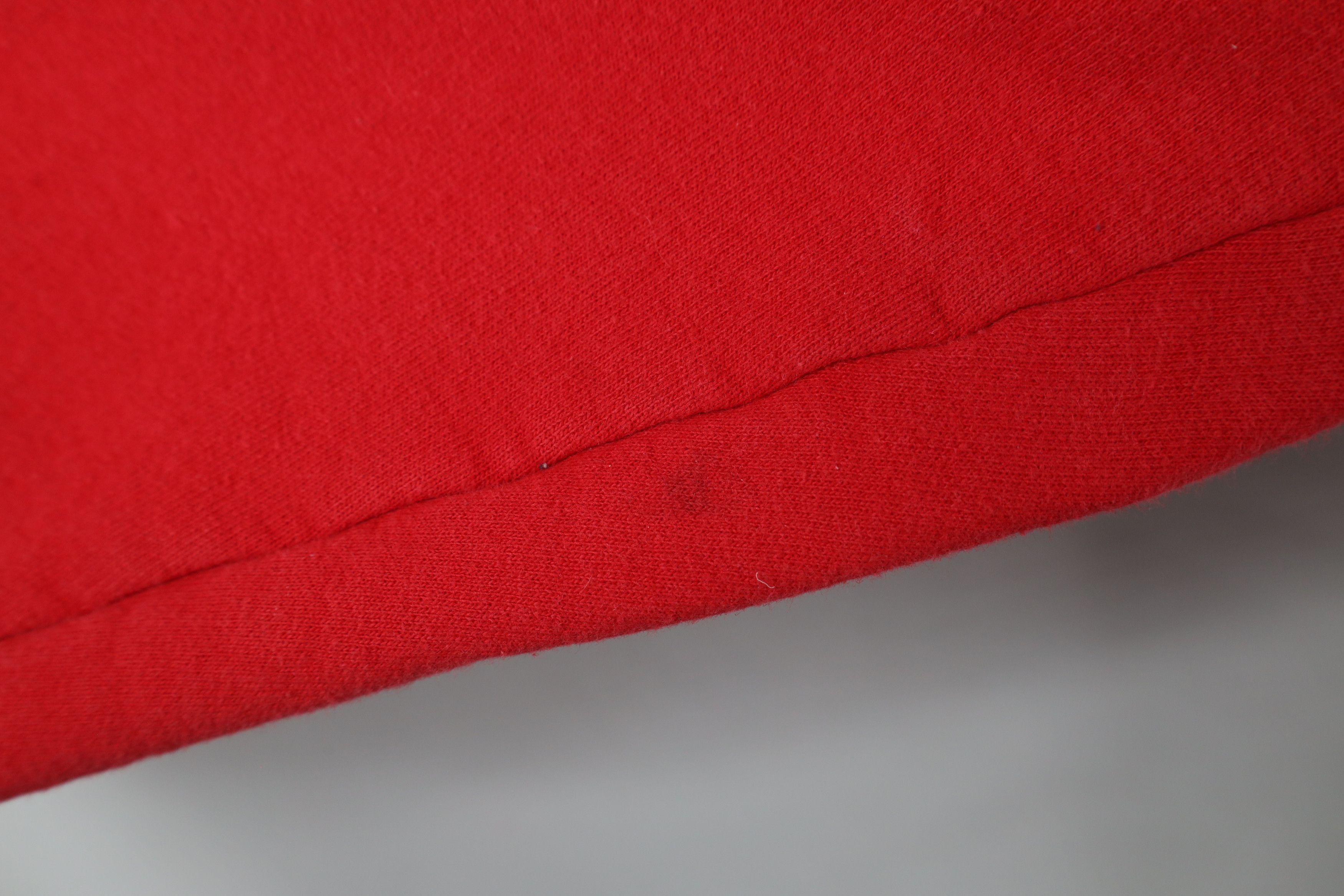 Champion × Vintage Vintage 90s Champion Classic Logo Crewneck Sweatshirt Red Size US L / EU 52-54 / 3 - 6 Thumbnail