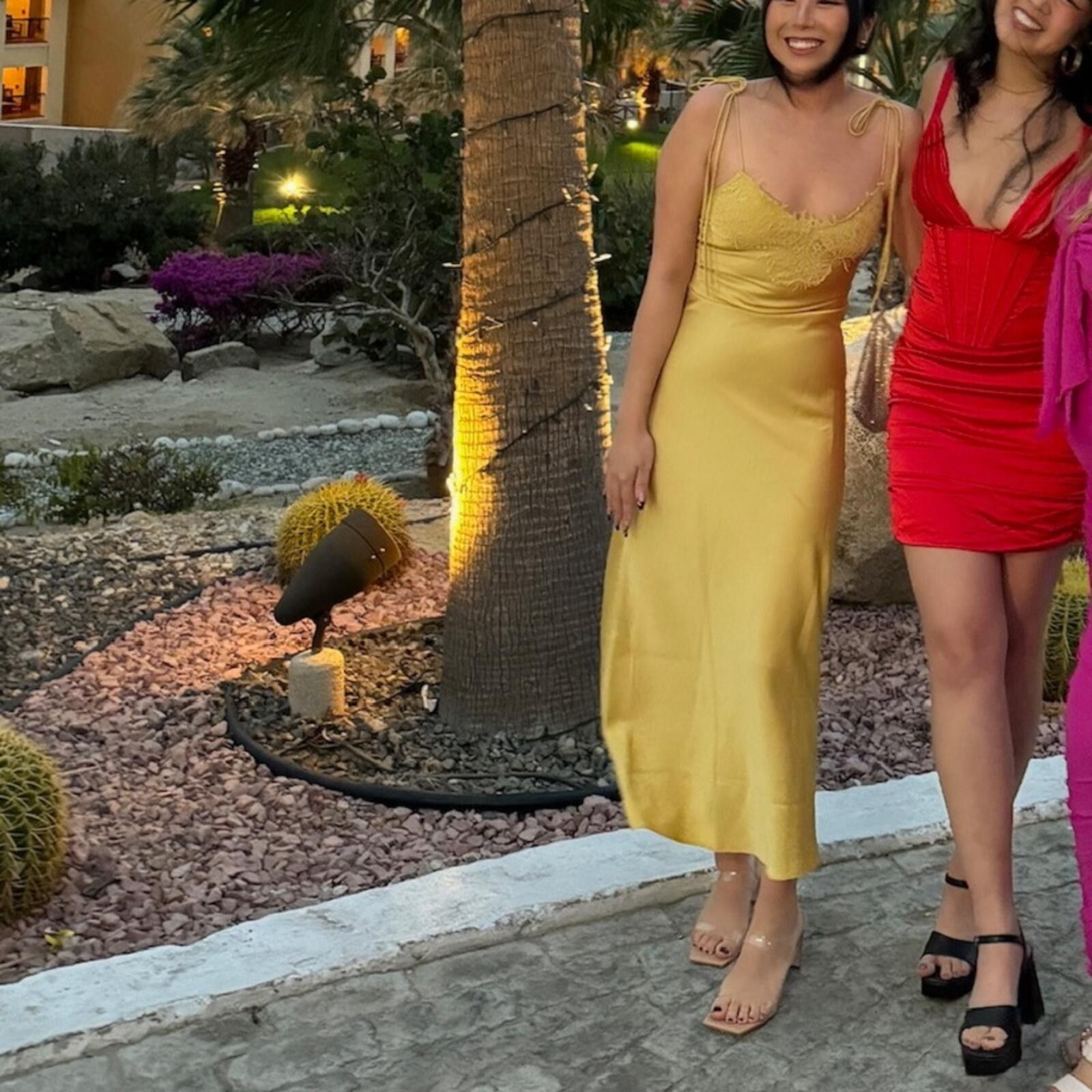 Asos Aria Cove / Satin Lace Trim Midi Dress / Yellow Size XS / US 0-2 / IT 36-38 - 7 Thumbnail