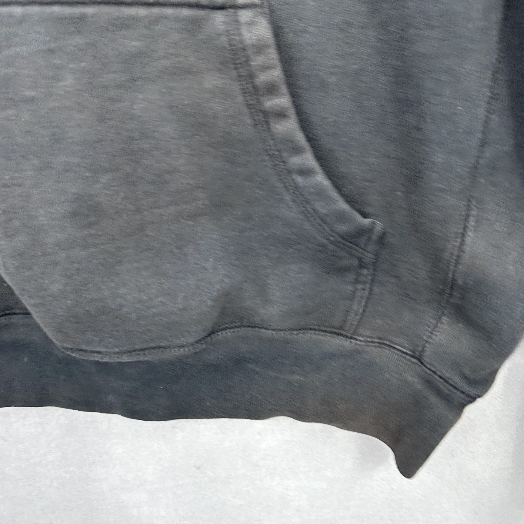 100 Thieves VINTAGE 100 Thieves Hoodie Mens M Grunge 2020 Season Pullover Sweatshirt Distressed Black Graphic Hooded Pockets Mens Size US M / EU 48-50 / 2 - 6 Thumbnail