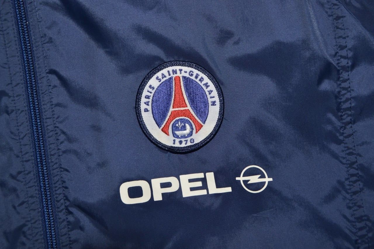 Nike VTG Nike PSG Paris Saint Germain Soccer Windbreaker Jacket Size US XL / EU 56 / 4 - 5 Thumbnail