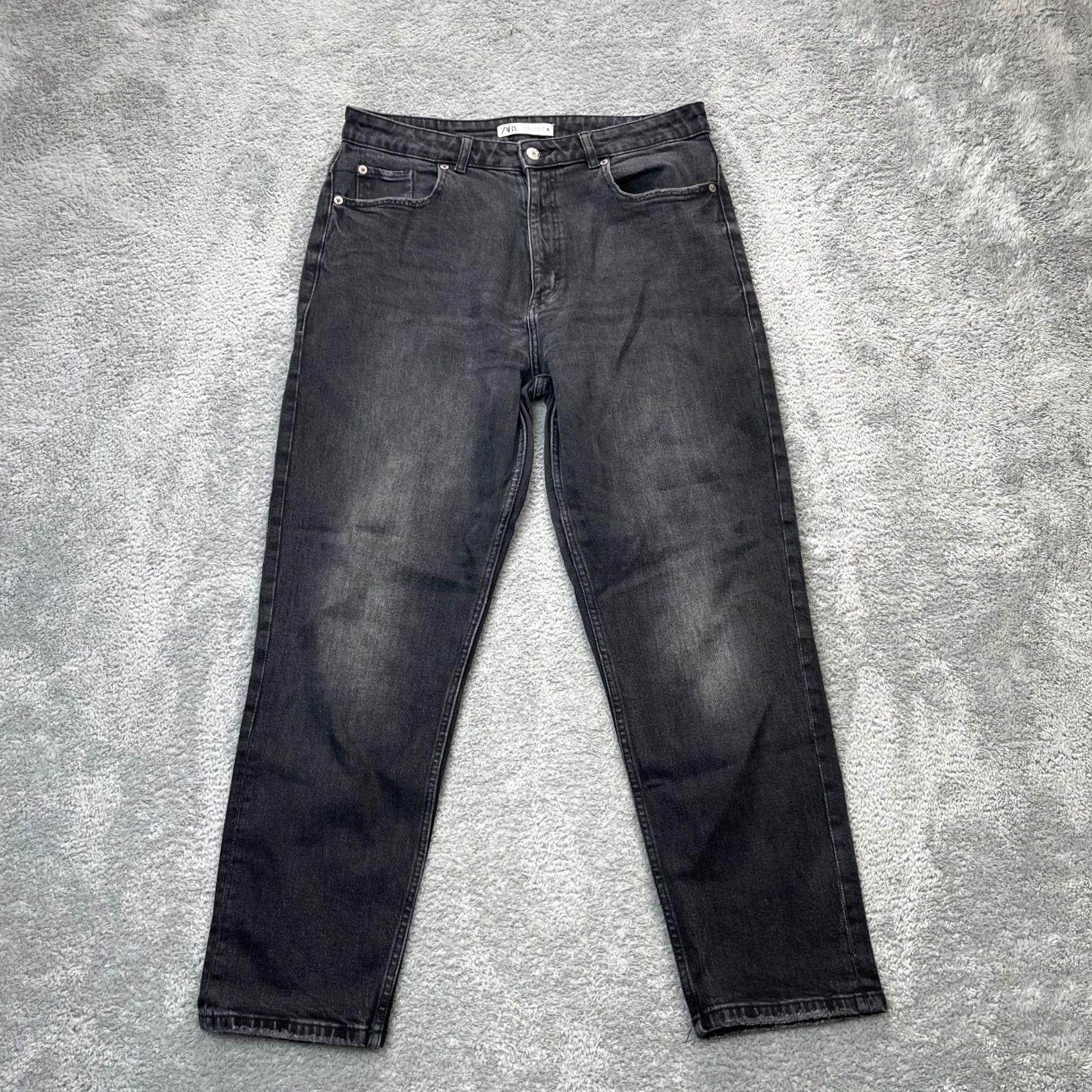 Zara Zara Jeans Womens 12 Gray Tapered Leg Whiskered Denim Cotton Logo Dark Wash Jeans Women 12 Gray Tapered City Preppy 5-Pocket Mens Womens Girls Boys Size 34" / US 12 / IT 48 - 2 Thumbnail