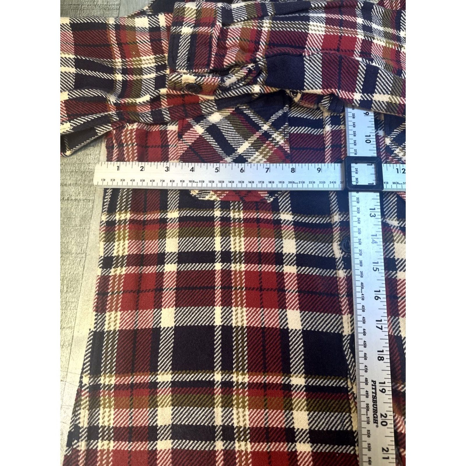 Zara Zara Flannel Work Shirt Mens Small Relaxed Fit Red Navy Blue Plaid Cotton Button-Up Grunge Casual Workwear Pocket Multicolor Fall Winter Size US S / EU 44-46 / 1 - 3 Thumbnail