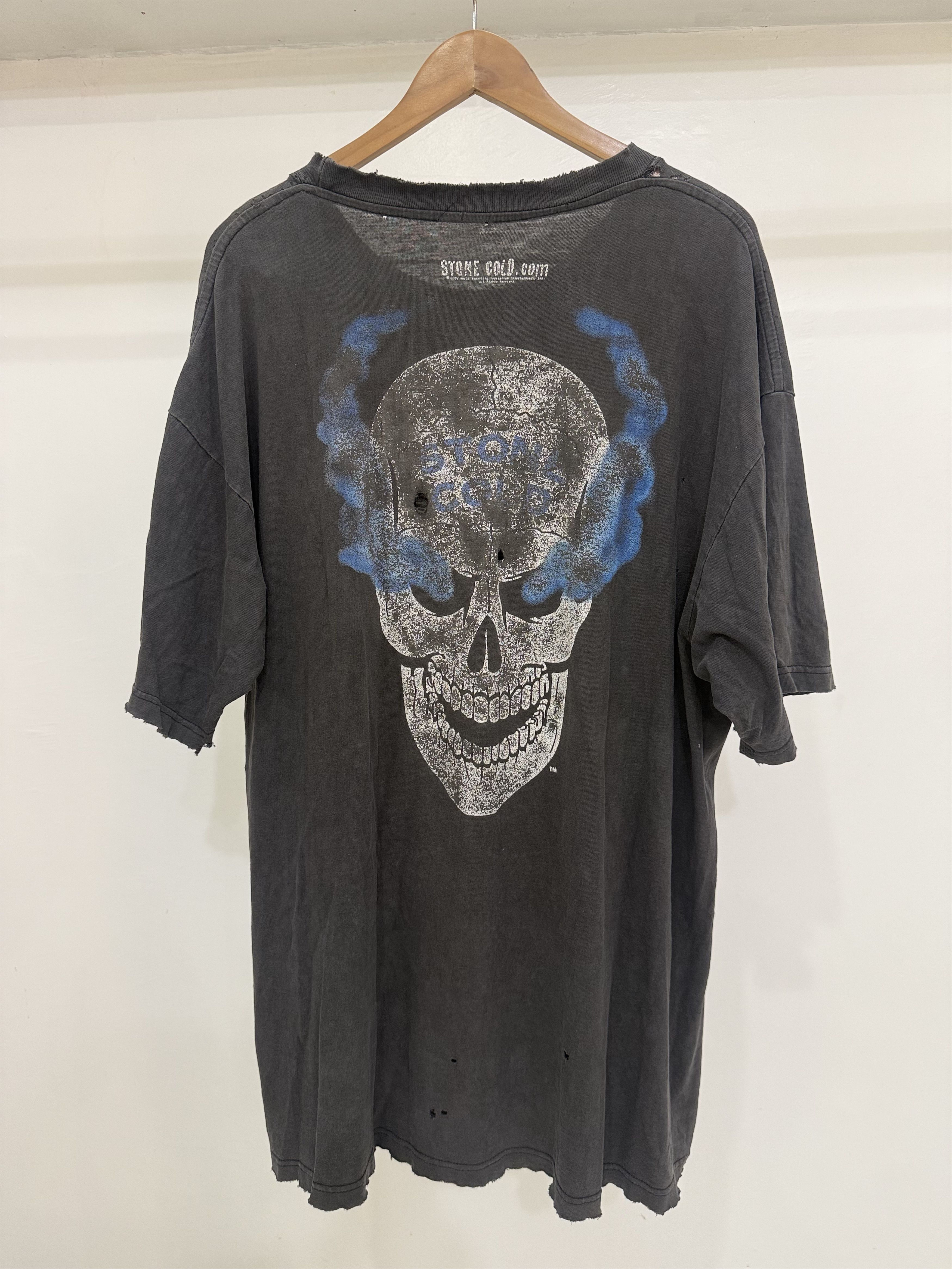 WWE Stone Cold Thrashed Vintage Sun Faded Shirt Size US XXL / EU 58 / 5 - 1 Thumbnail