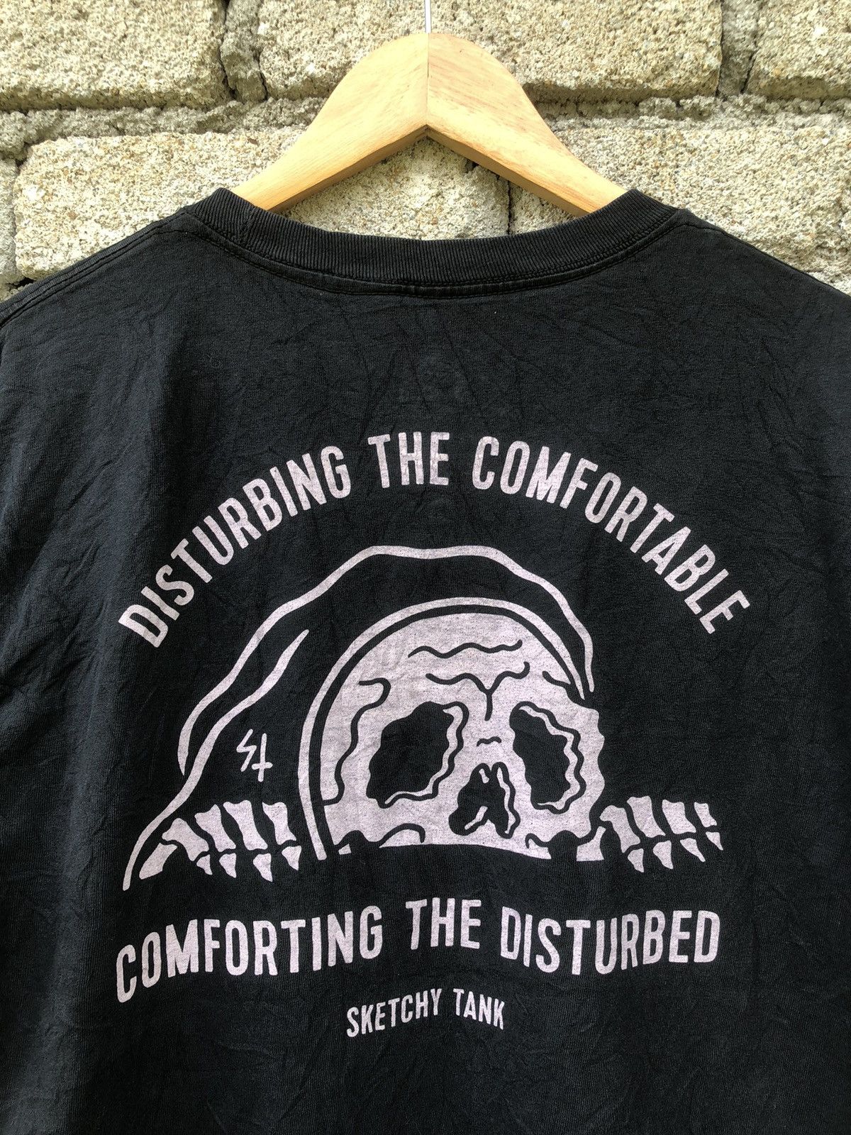 Japanese Brand Lurking Class By Sketchy Tank Backhit Tshirt Size US M / EU 48-50 / 2 - 2 Thumbnail