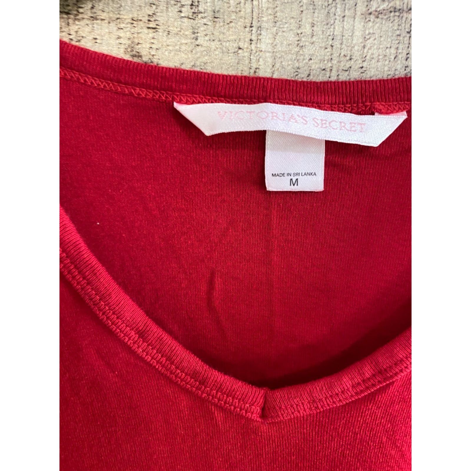 Victoria's Secret Victoria's Secret Sleepshirt Red Med Roses Embroidery Womens M Size M / US 6-8 / IT 42-44 - 3 Thumbnail