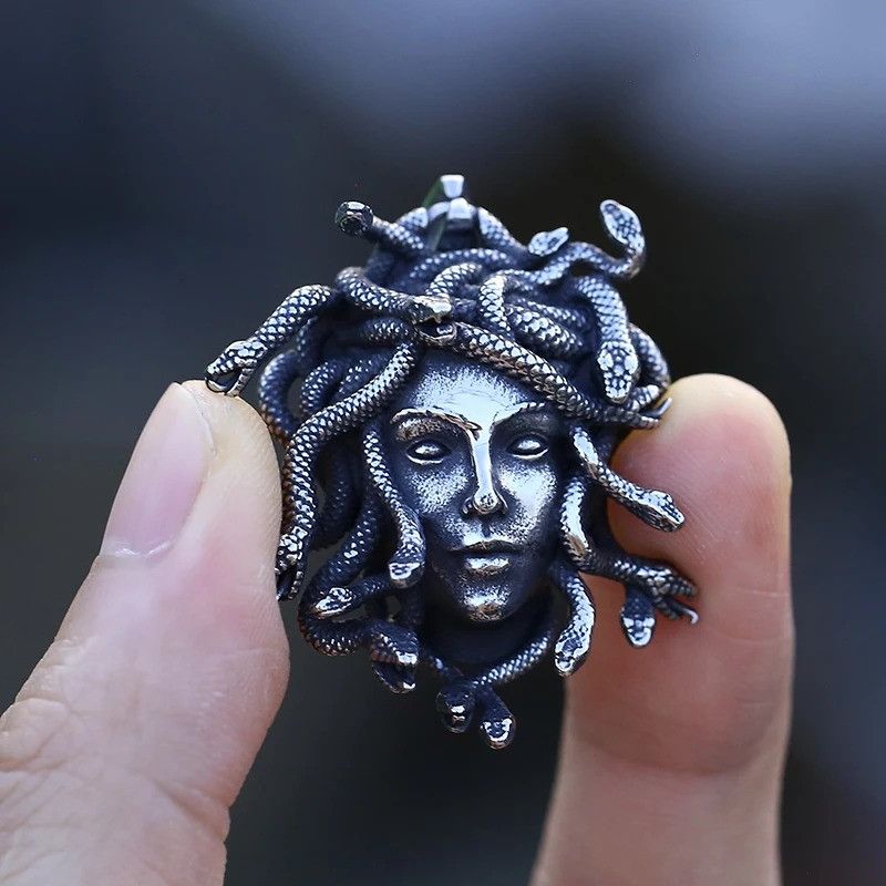 Jewelry Snake And Women Face Necklace Size ONE SIZE - 4 Thumbnail