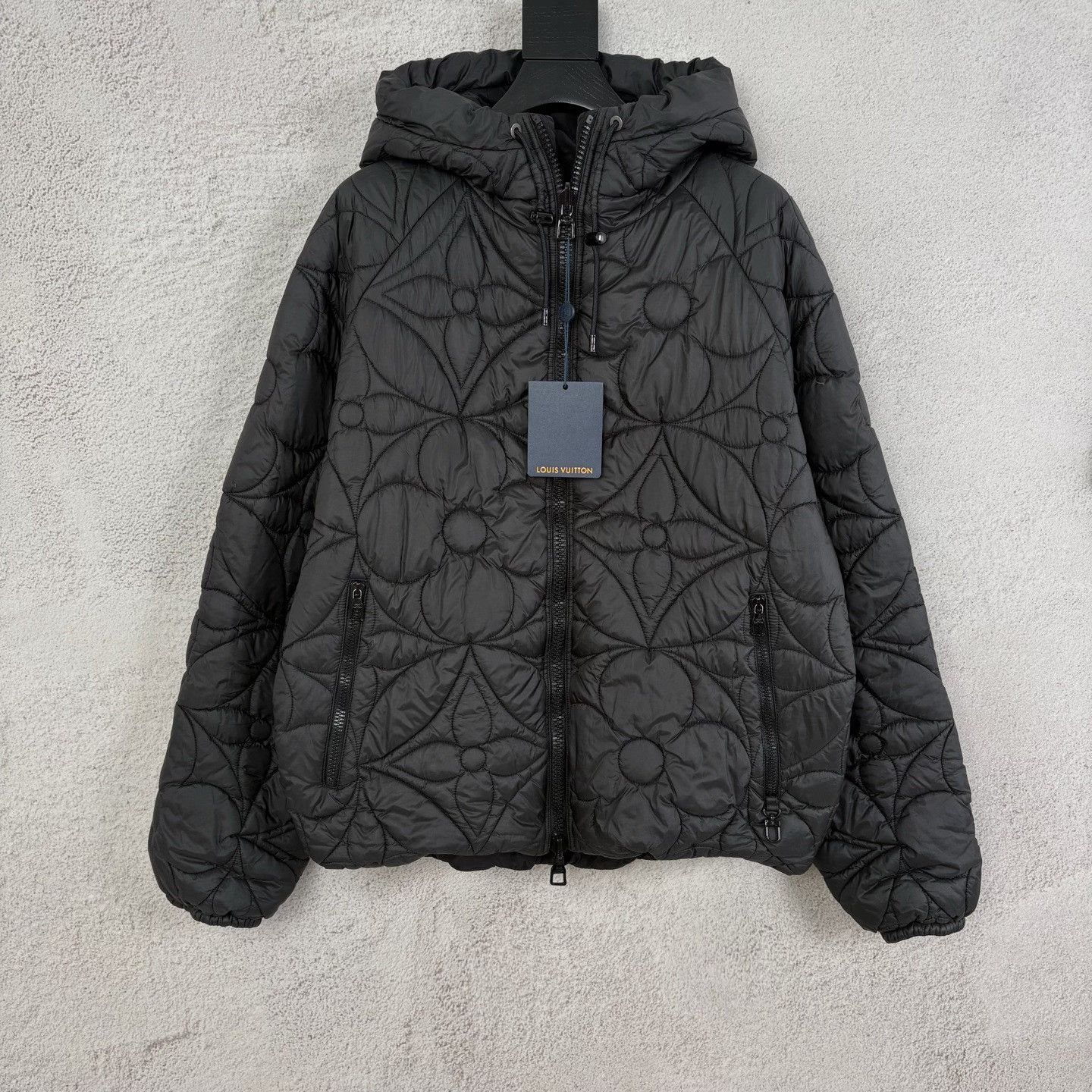 Louis Vuitton Louis Vuitton Cotton Heavy Coat m Men Size US M / EU 48-50 / 2 - 1 Thumbnail