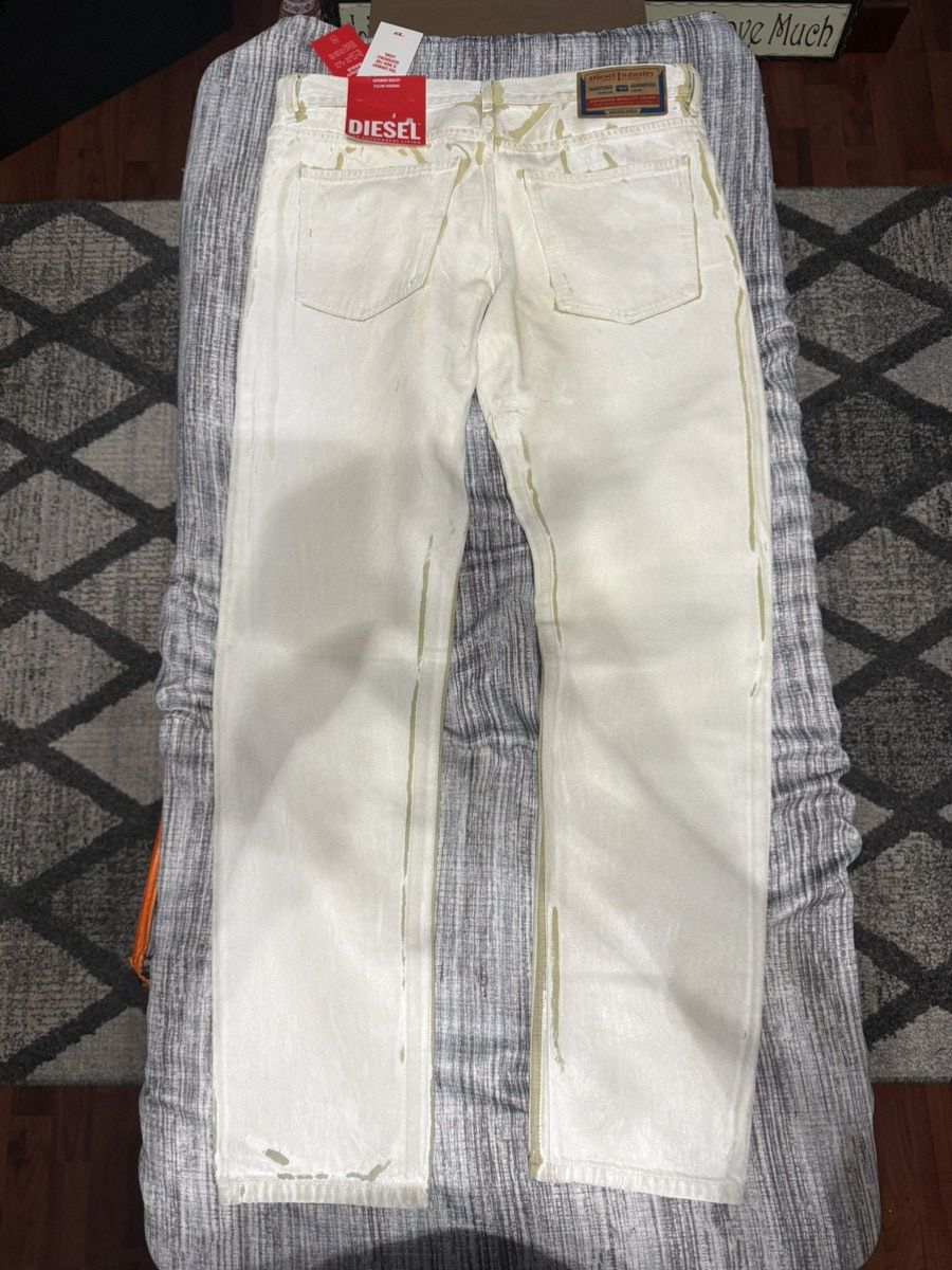 Diesel Diesel 1995 Distressed Straight Leg Painted Jeans Size US 34 / EU 50 - 2 Thumbnail