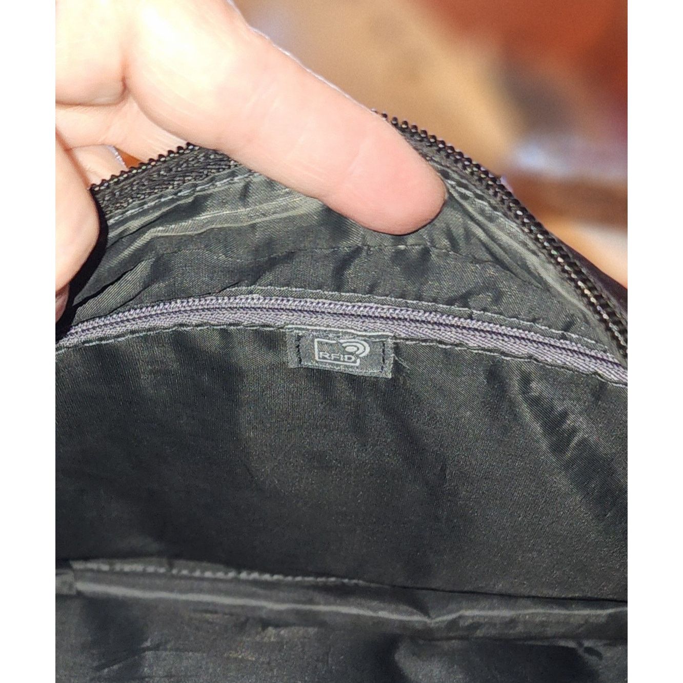 Other Hedgren Purse Shoulder Crossbody black RFID Card Protector Size ONE SIZE - 10 Thumbnail
