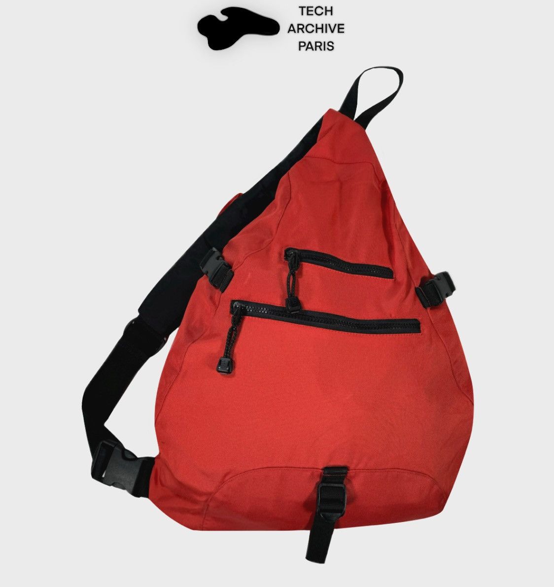 Gap × Vintage 2000's vintage Gap technical red Slingbag Size ONE SIZE - 1 Thumbnail