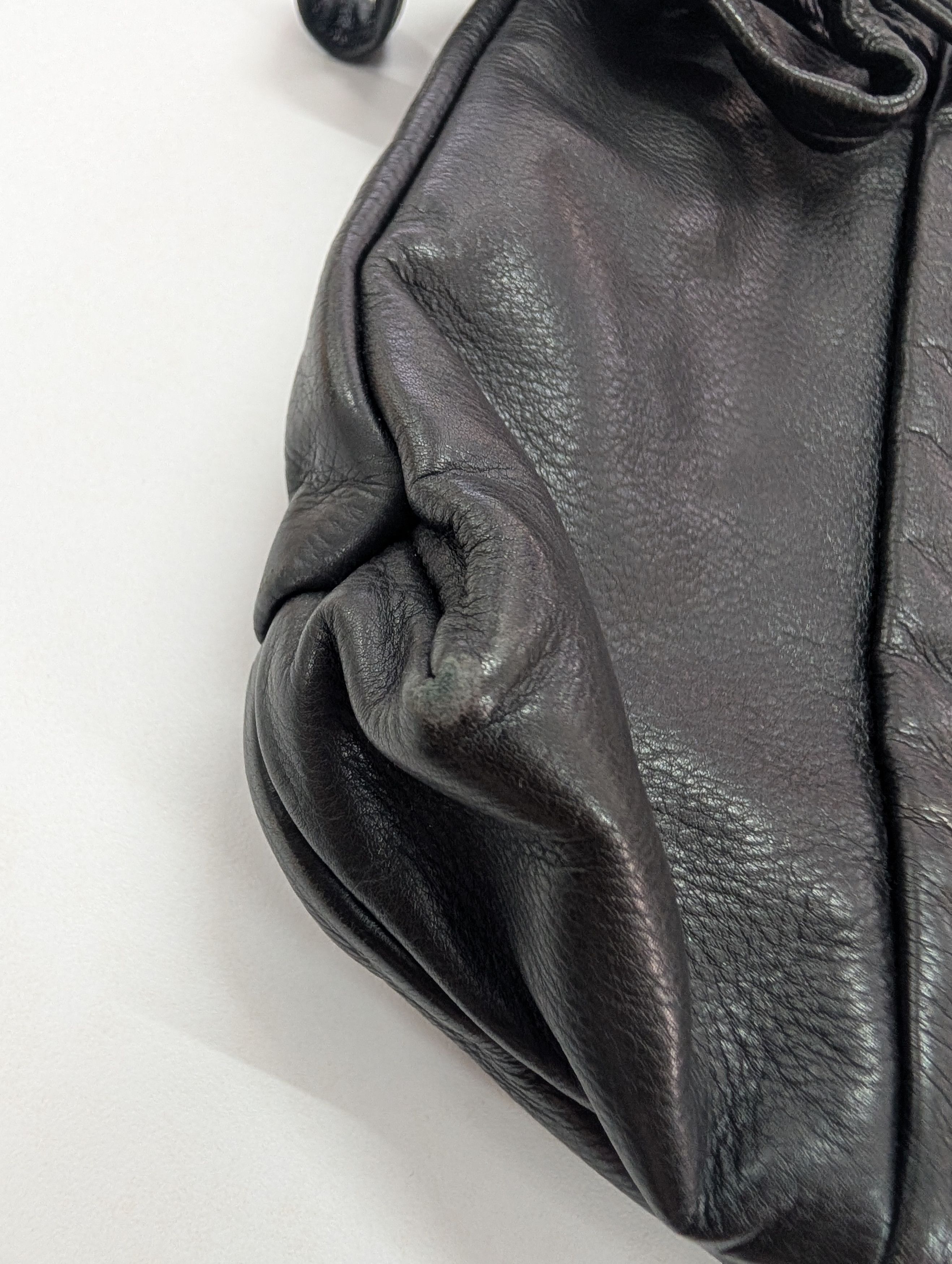 Gucci Gucci Black Leather Zip Clutch Size ONE SIZE - 8 Thumbnail