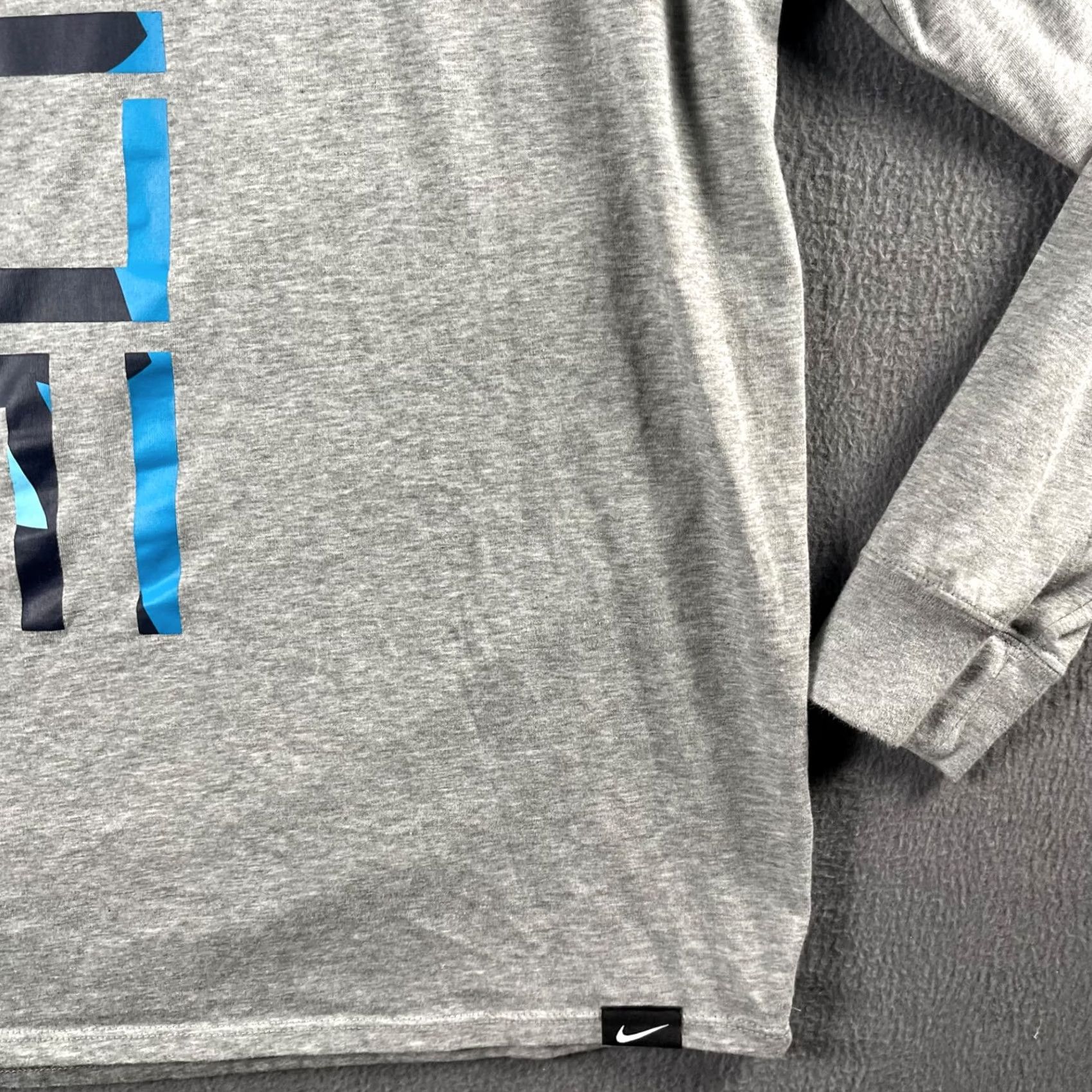 Nike Nike T-Shirt Mens L/S 2XL Gray Dry Fit Elite Athletic Cut Workout Gym Swoosh Size US XXL / EU 58 / 5 - 5 Thumbnail