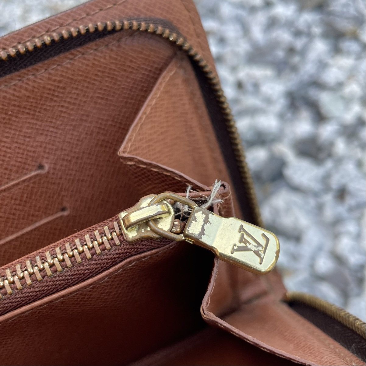 Louis Vuitton × Vintage Louis Vuitton Porte Monnaie Zip Long Wallet Size ONE SIZE - 10 Thumbnail