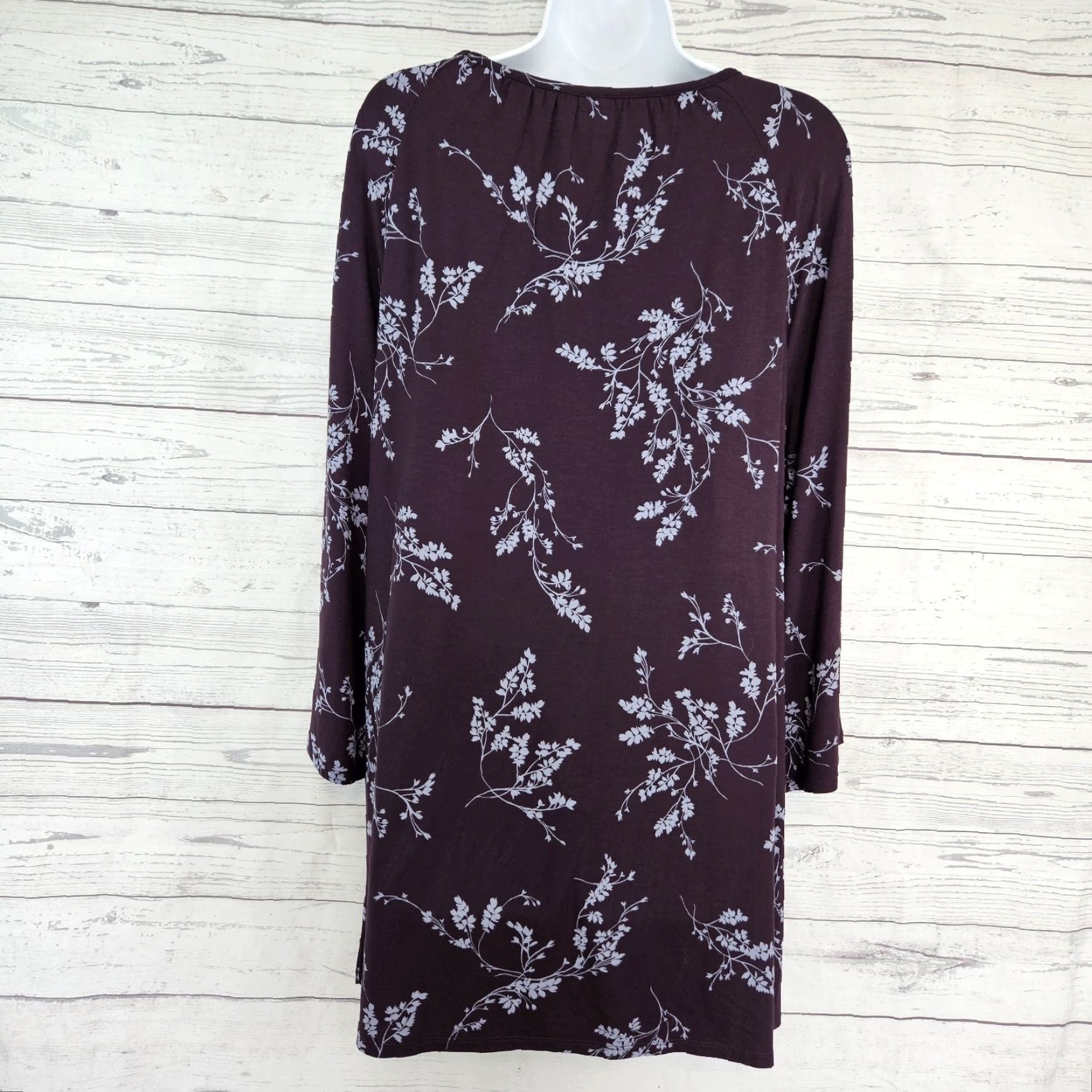 J. Jill J Jill Wearever Collection Tunic Top Womens Blouse L Tall Purple Floral 3/4 Sleeve Scoop Neck Pullover Knit Rayon Spandex Size L / US 10 / IT 46 - 3 Thumbnail