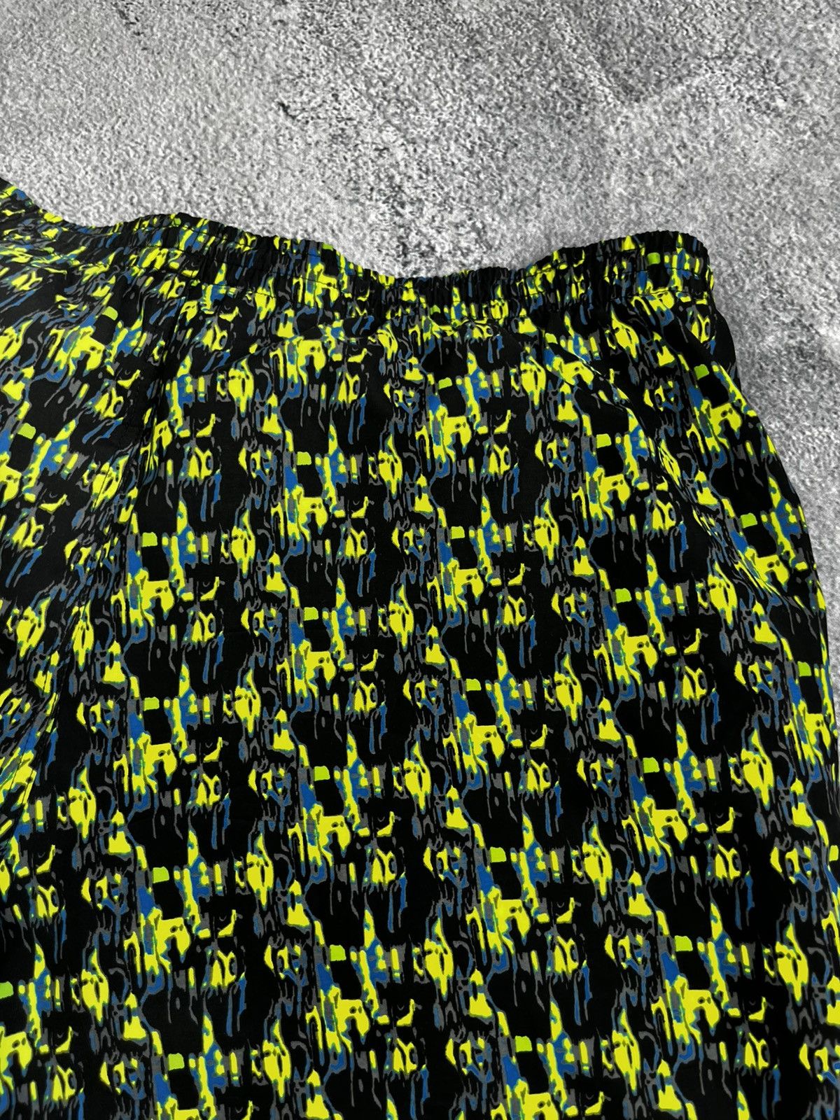 Nike Vintage 90s Nike Geometric Abstract All Over Swim shorts Size US 34 / EU 50 - 7 Thumbnail