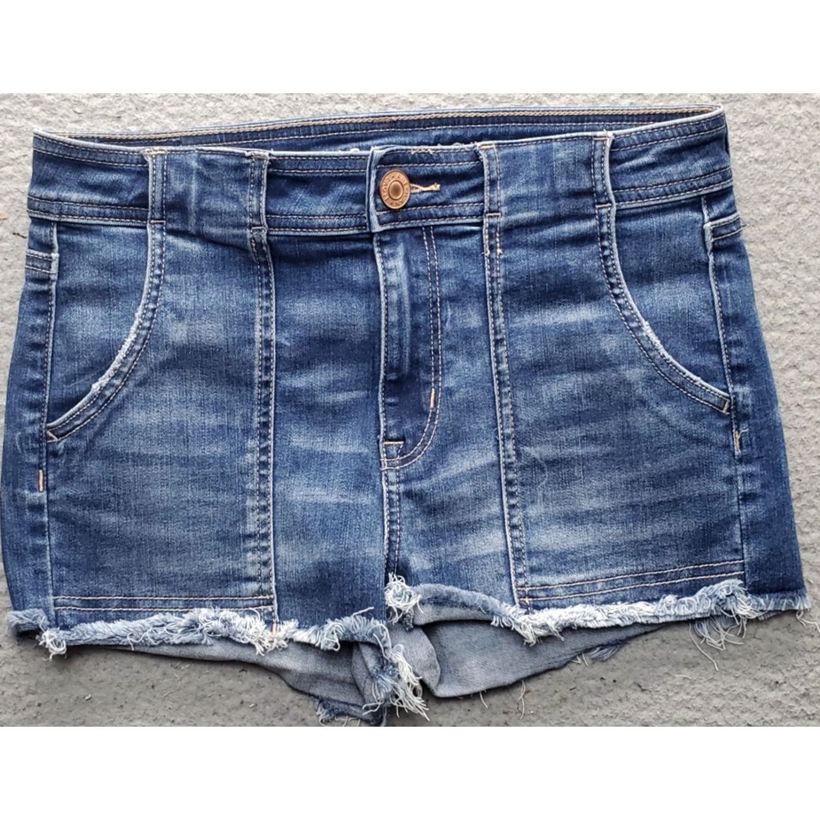 American Eagle Outfitters American Eagle Outfitters Cut-Off Women Size 4 Blue Denim Cotton Hi-Rise Stretch Frayed Hem Womens Size 4 Blue Denim Cotton Stretch Cut-Off Size 27" / US 4 / IT 40 - 2 Thumbnail