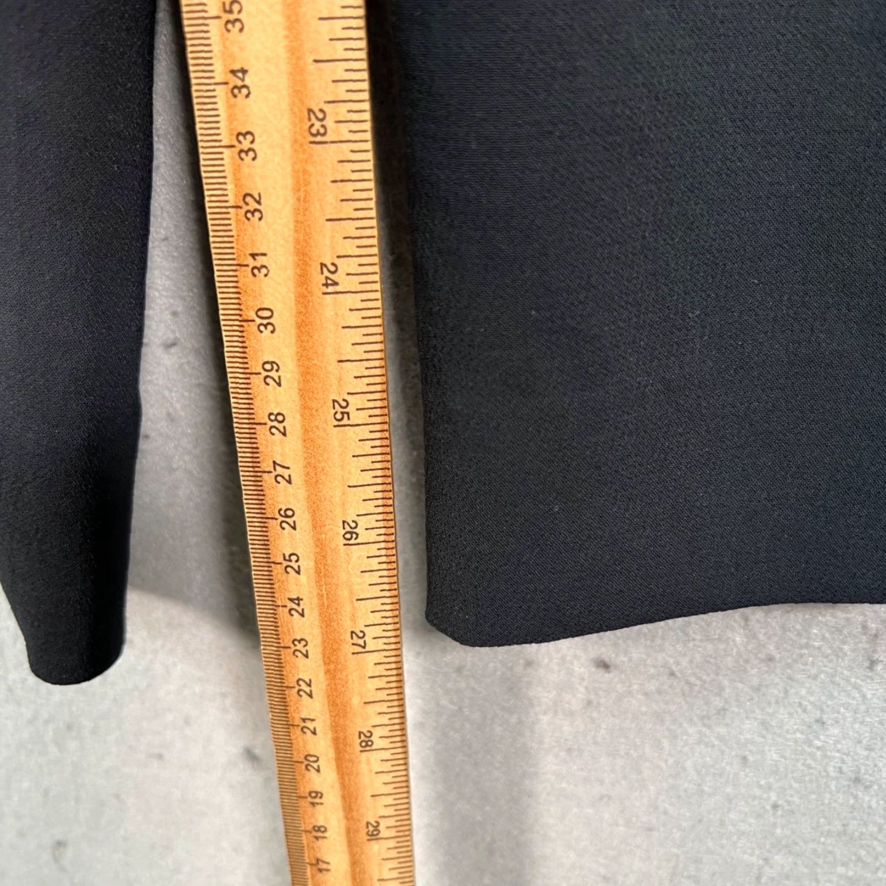 Vintage Wilfred Womens 4 Black Pleated High-Waist Trousers 100% Polyester Pants Dress Pants Women Size 27" / US 4 / IT 40 - 7 Thumbnail