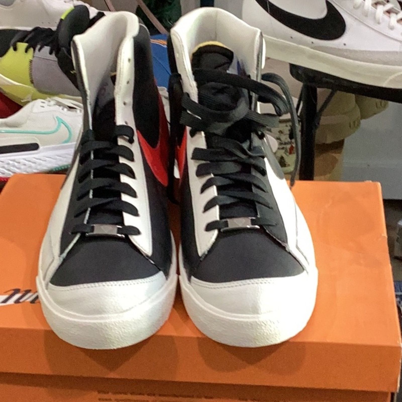 Nike NIKE - NBA x Blazer Mid '77 EMB '75th -Trail Blazers' SZ 14 Size US 14 / EU 47 - 9 Thumbnail