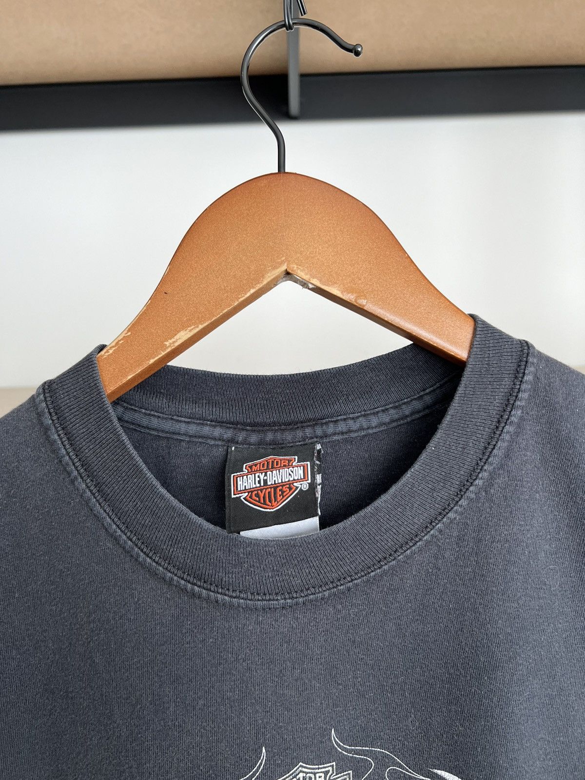 Harley Davidson Vintage 2005 Harley Davidson Tribal Flames Y2k Black T-shirt Size US M / EU 48-50 / 2 - 10 Thumbnail