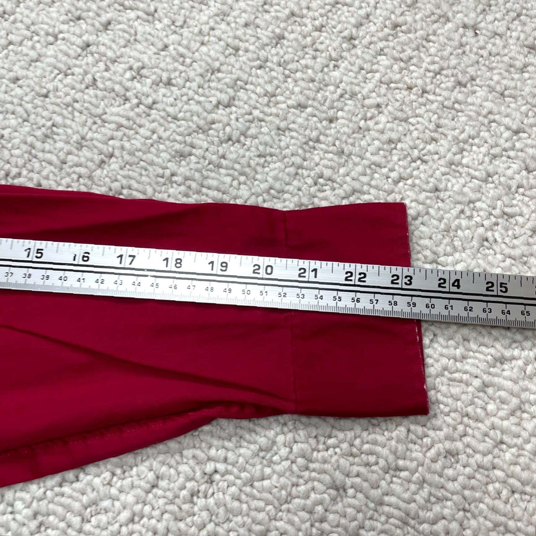 Izod VINTAGE IZOD Shirt Mens 16.5 32/33 Large Red Long Sleeve Button Down Collar Dress Twill Size 42R - 6 Thumbnail