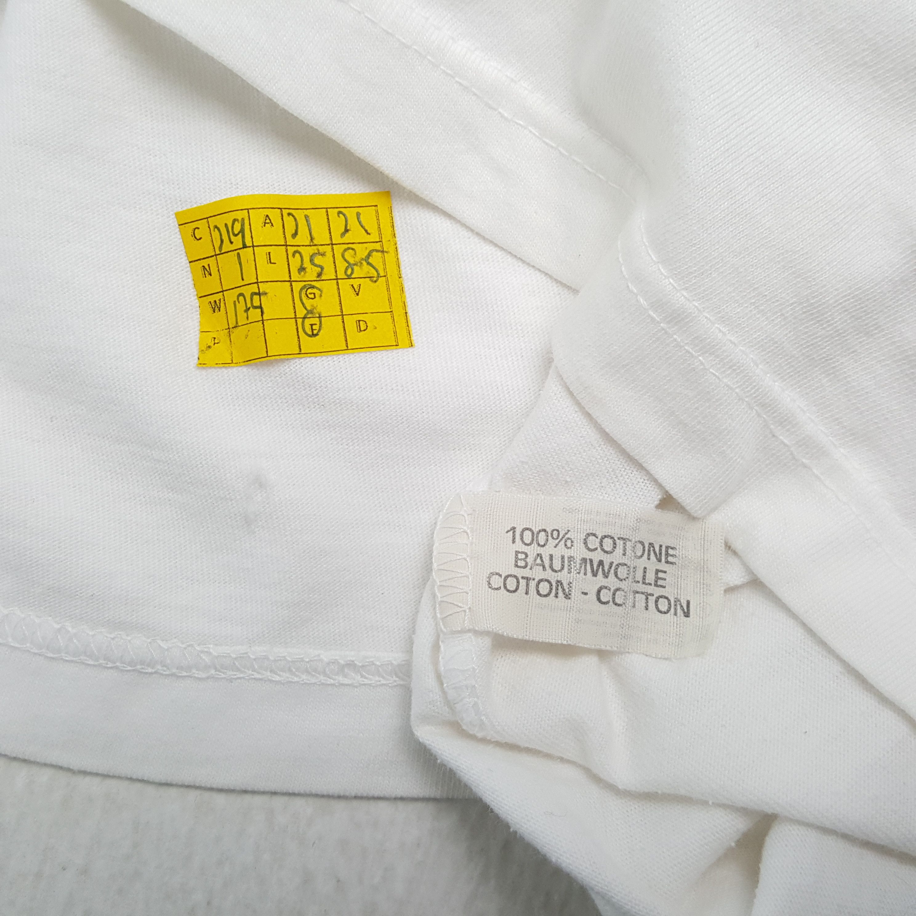 Vintage × Yves Saint Laurent Vintage YVES SAINT LAURENT Italian Fashion Brand T-Shirts Size US L / EU 52-54 / 3 - 4 Thumbnail