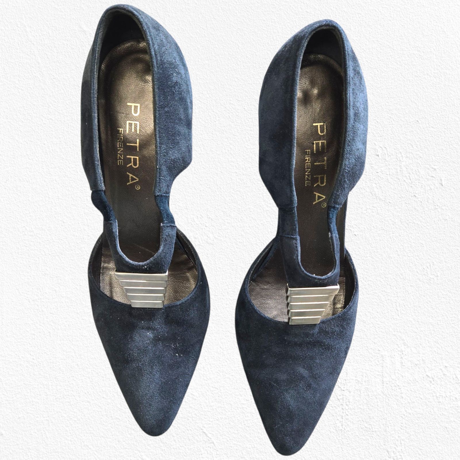 Vintage 80s Italian Navy Suede Heels Size 36 Size US 6 / IT 36 - 5 Thumbnail