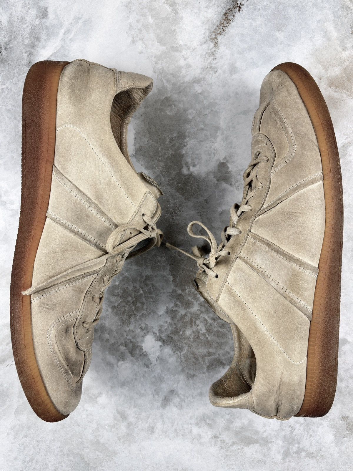 Maison Margiela Maison Margiela Vintage Dirty Beige Replica Gat Sneakers Size US 13 / EU 46 - 1 Thumbnail