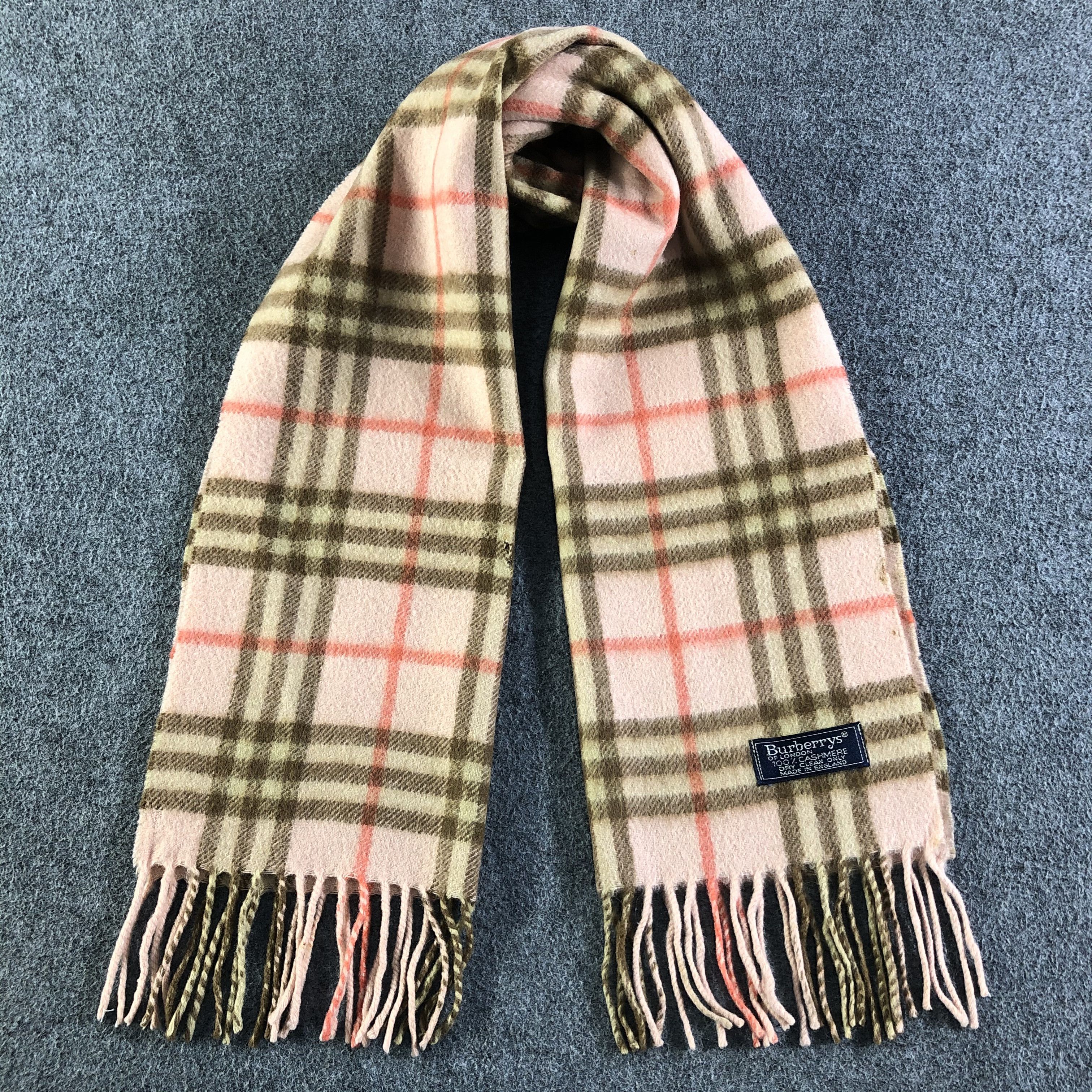 Burberry Burberry Scarf / Muffler / Neckwear P219 Size ONE SIZE - 1 Thumbnail