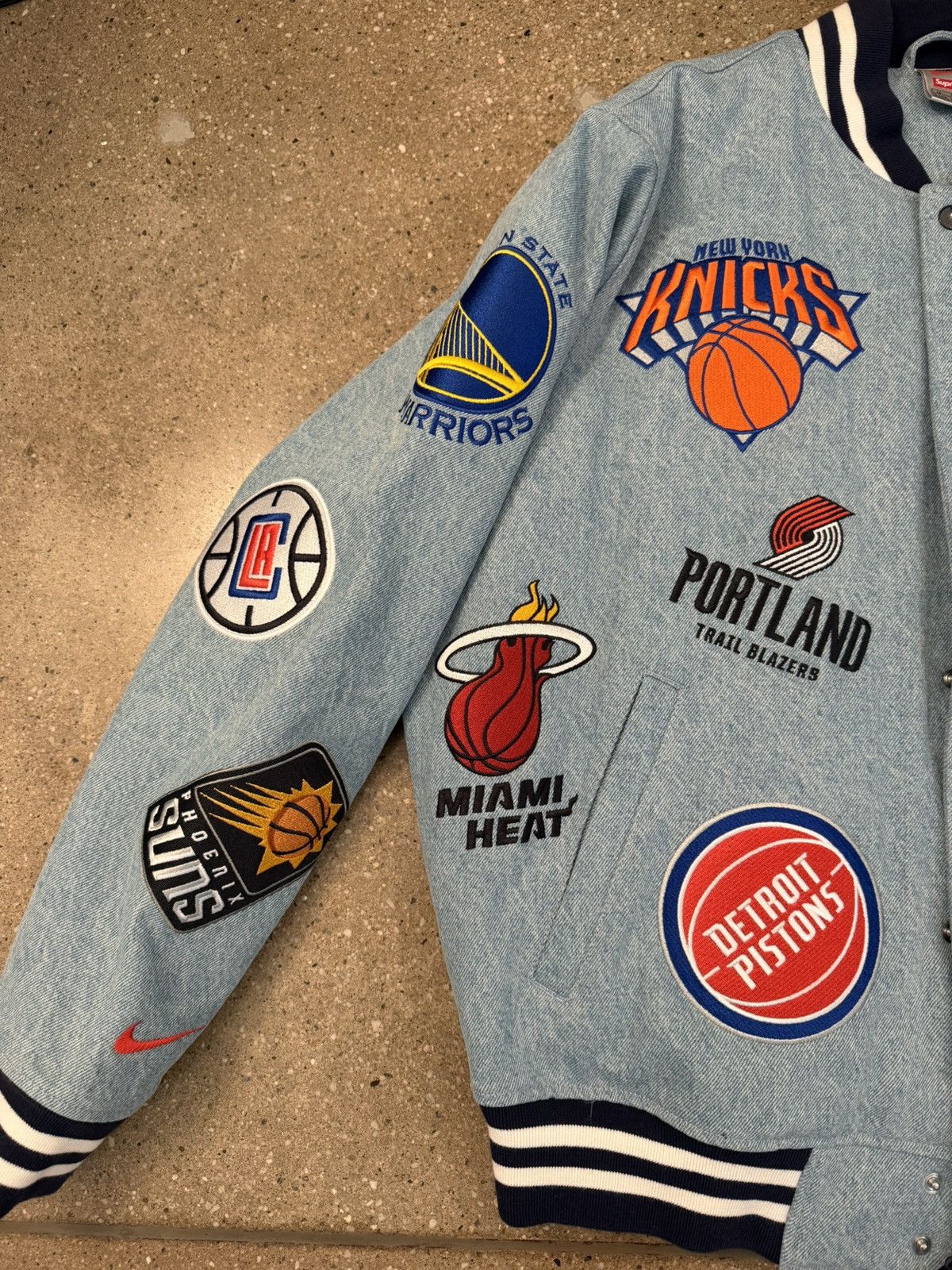NBA × Nike × Supreme Supreme Nike/NBA Teams Warm-Up Jacket Size US M / EU 48-50 / 2 - 6 Thumbnail