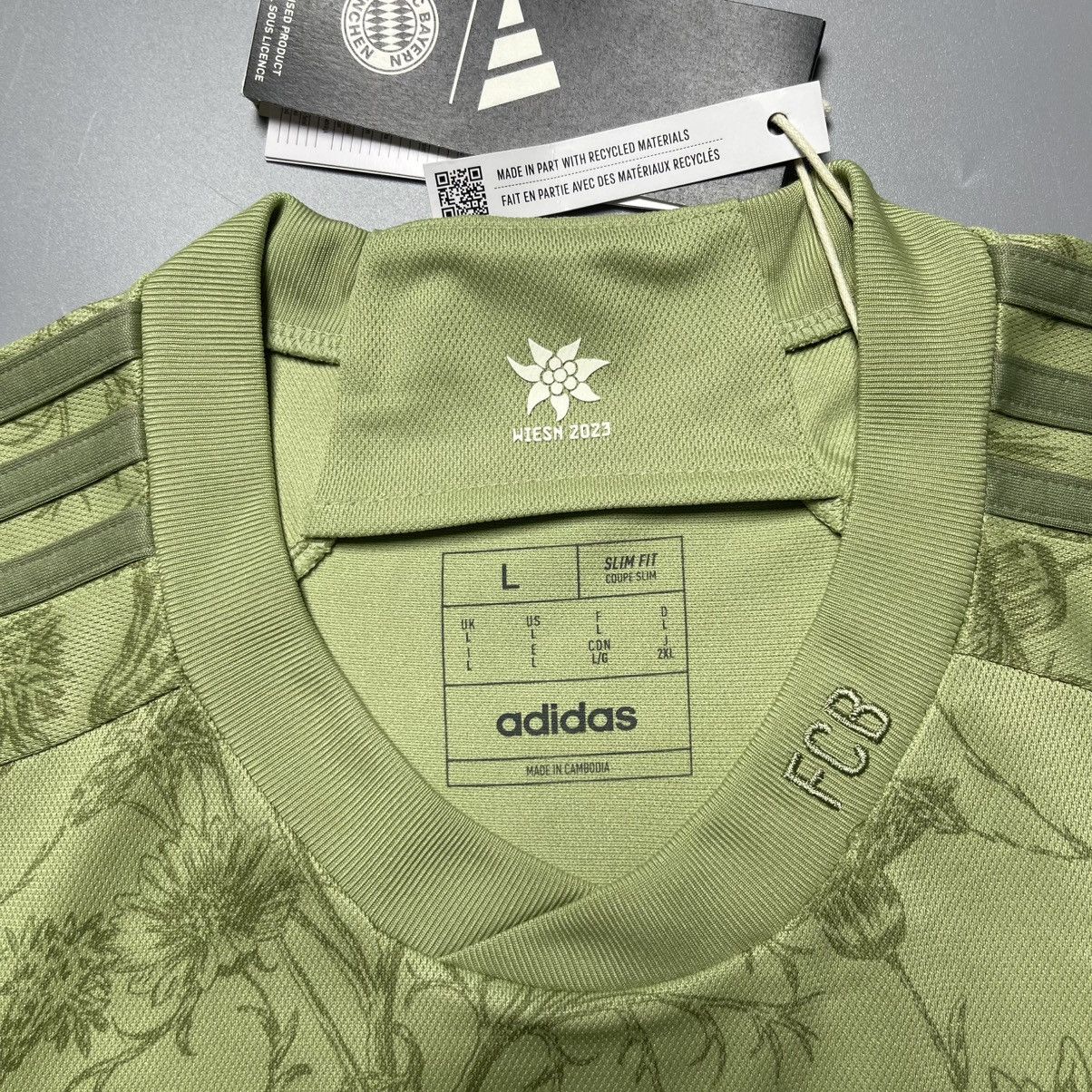 Adidas BAYERN ADIDAS 2023/2024 SOCCER OKTOBERFEST JERSEY #25 MULLER Size US L / EU 52-54 / 3 - 5 Thumbnail