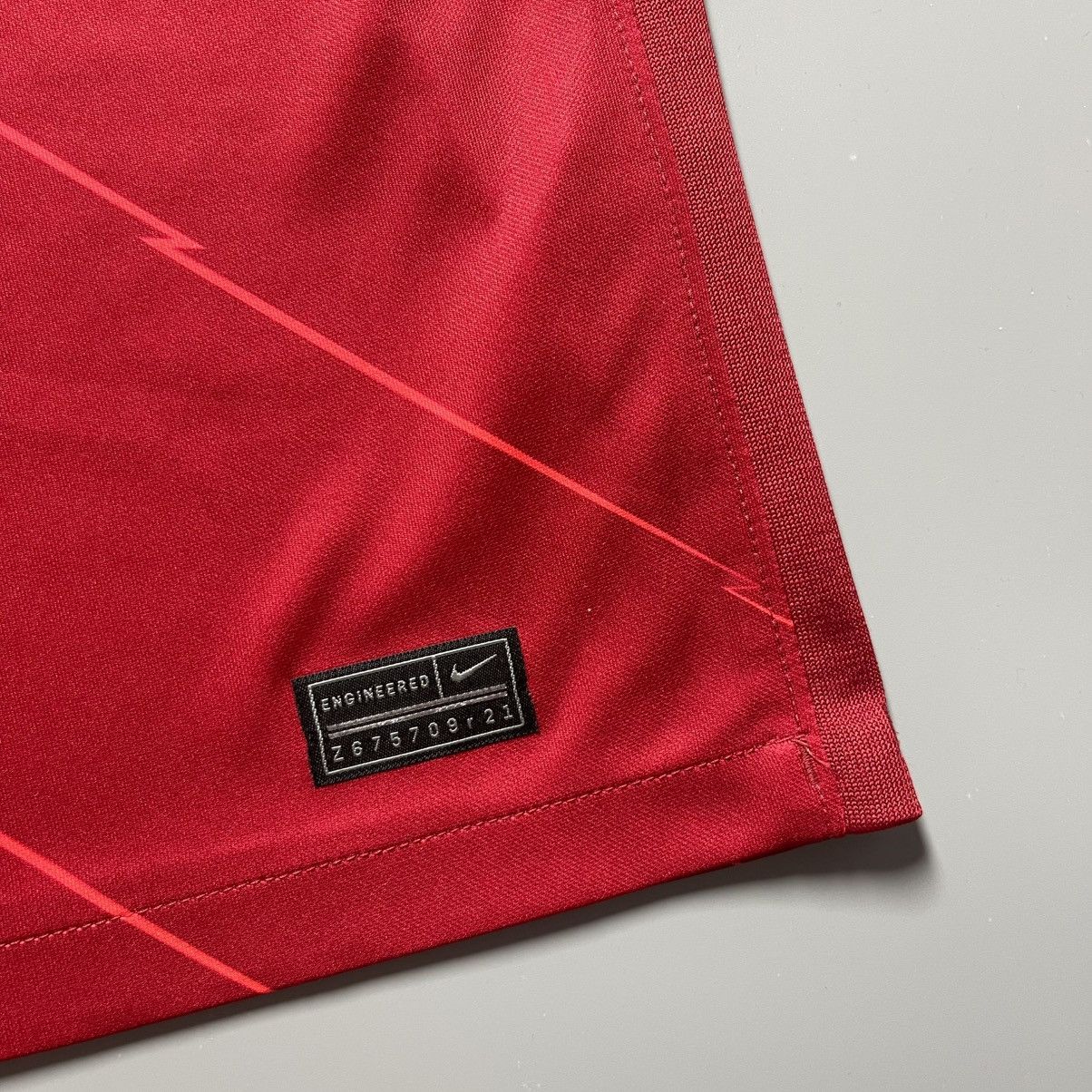 Nike LIVERPOOL NIKE 2021/2022 FOOTBALL HOME JERSEY #9 FIRMINO Size US M / EU 48-50 / 2 - 7 Thumbnail