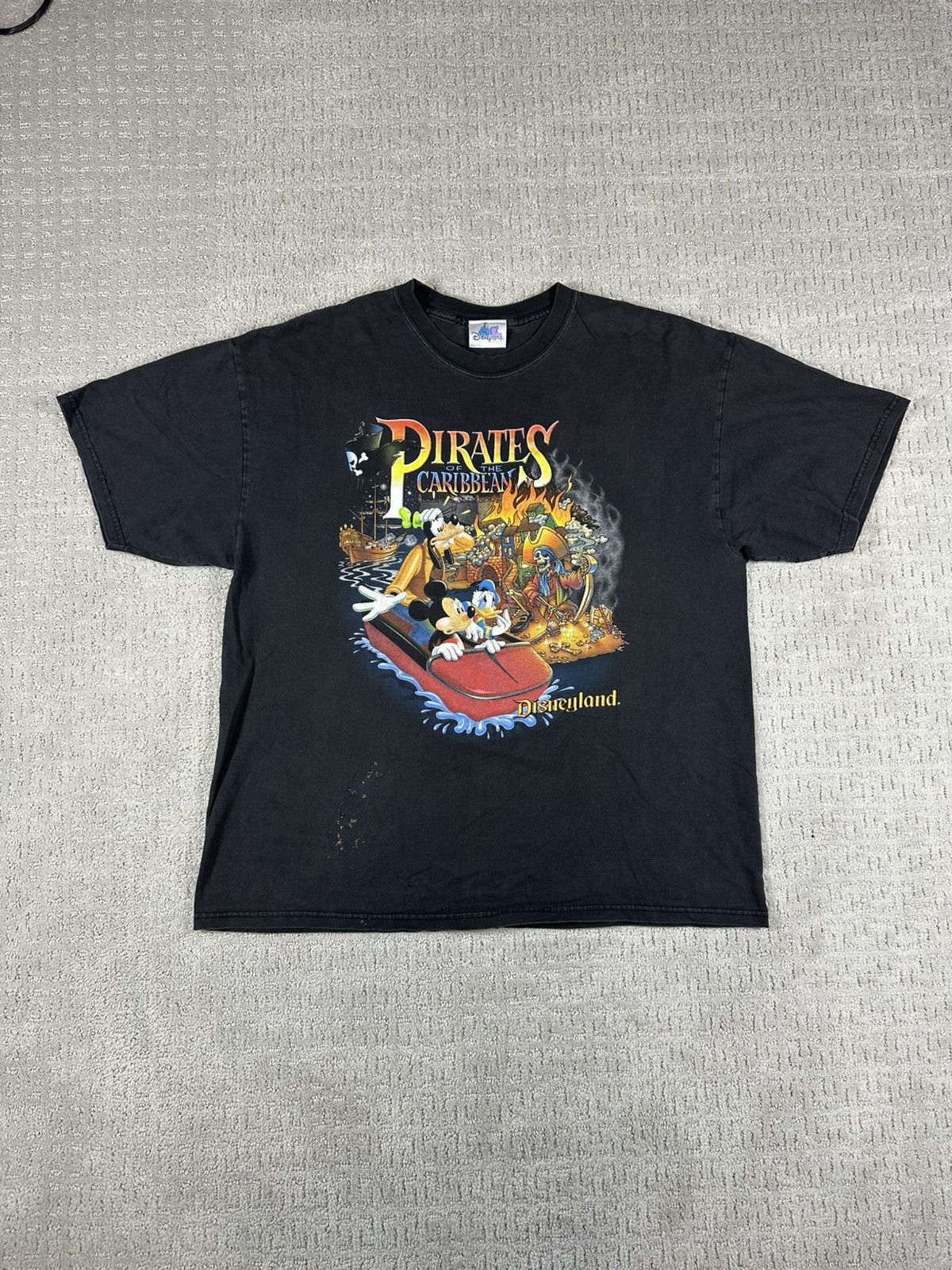 Disney Disney Pirates Of The Caribbean Mickey Donald Goofy T-Shirt Size US XL / EU 56 / 4 - 1 Thumbnail