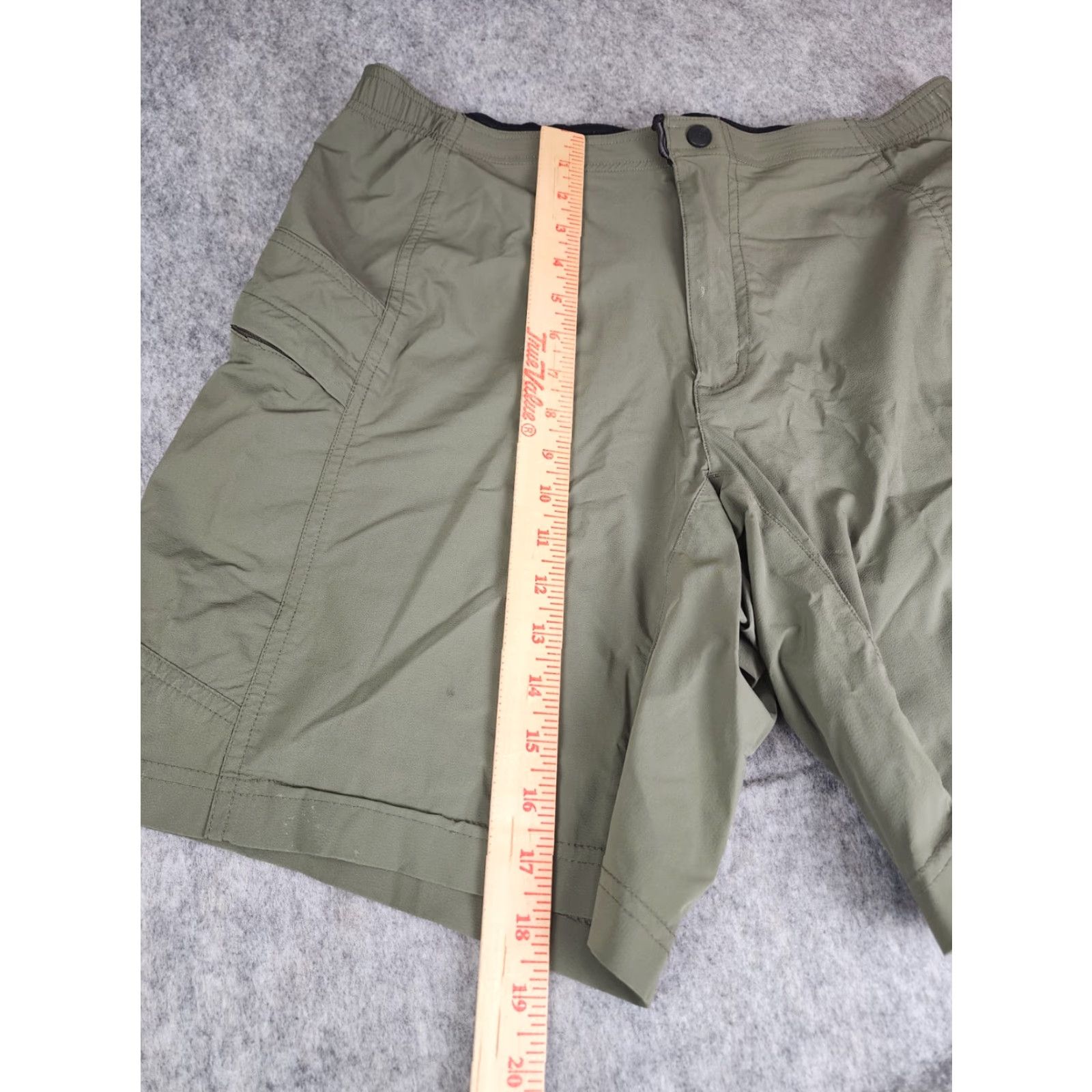 Vintage REI Chino Shorts Mens Medium Nylon Casual Golf Outdoors Hiking Lightweight Green Regular Rise Mid 10-12 in Slash Pocket Streetwear? Size US 31 - 7 Thumbnail