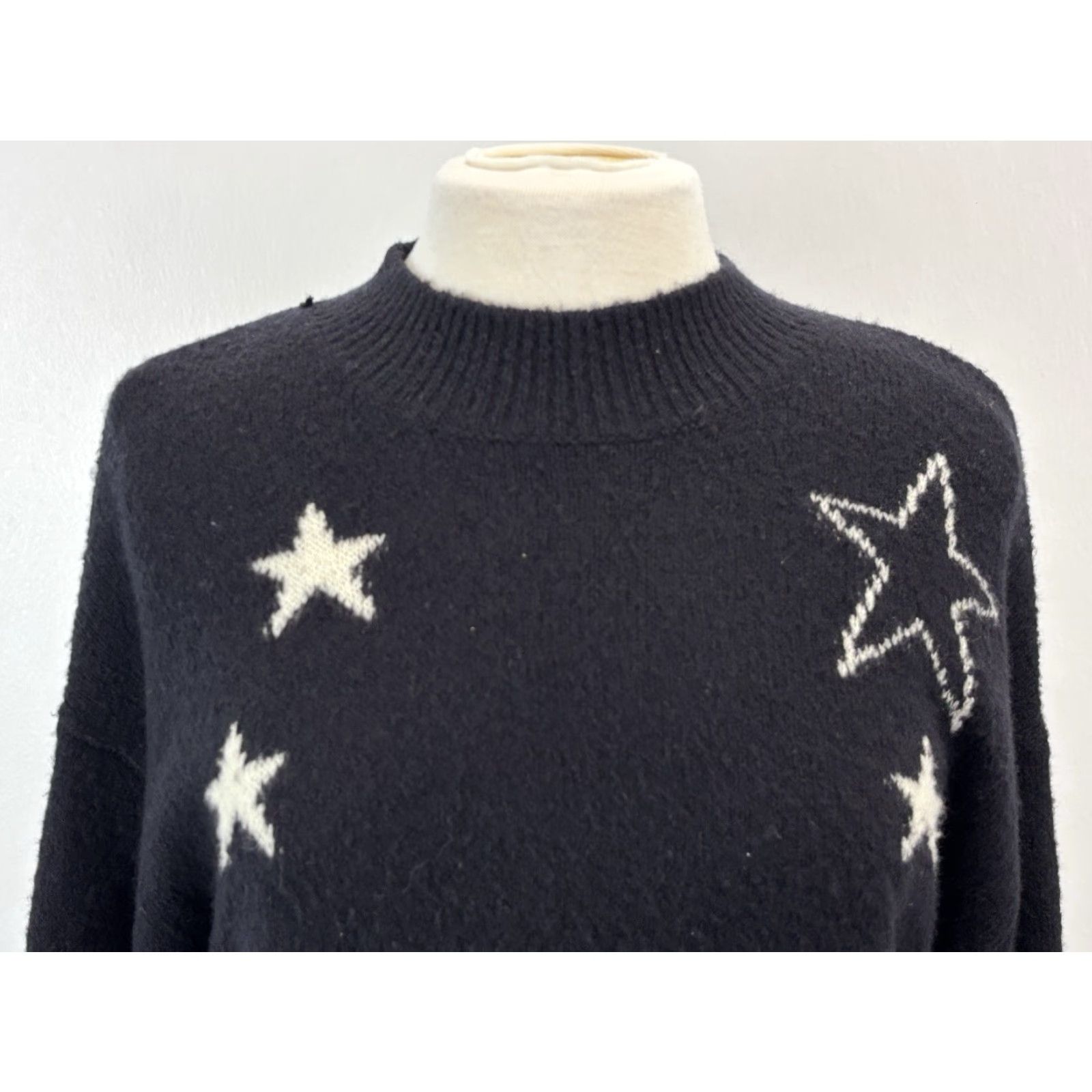 Rails Rails Women’s Sweater Small Cashmere-Blend Crew Neck Pullover Fall Winter Black Stars 80s Bohemian Size S / US 4 / IT 40 - 5 Thumbnail