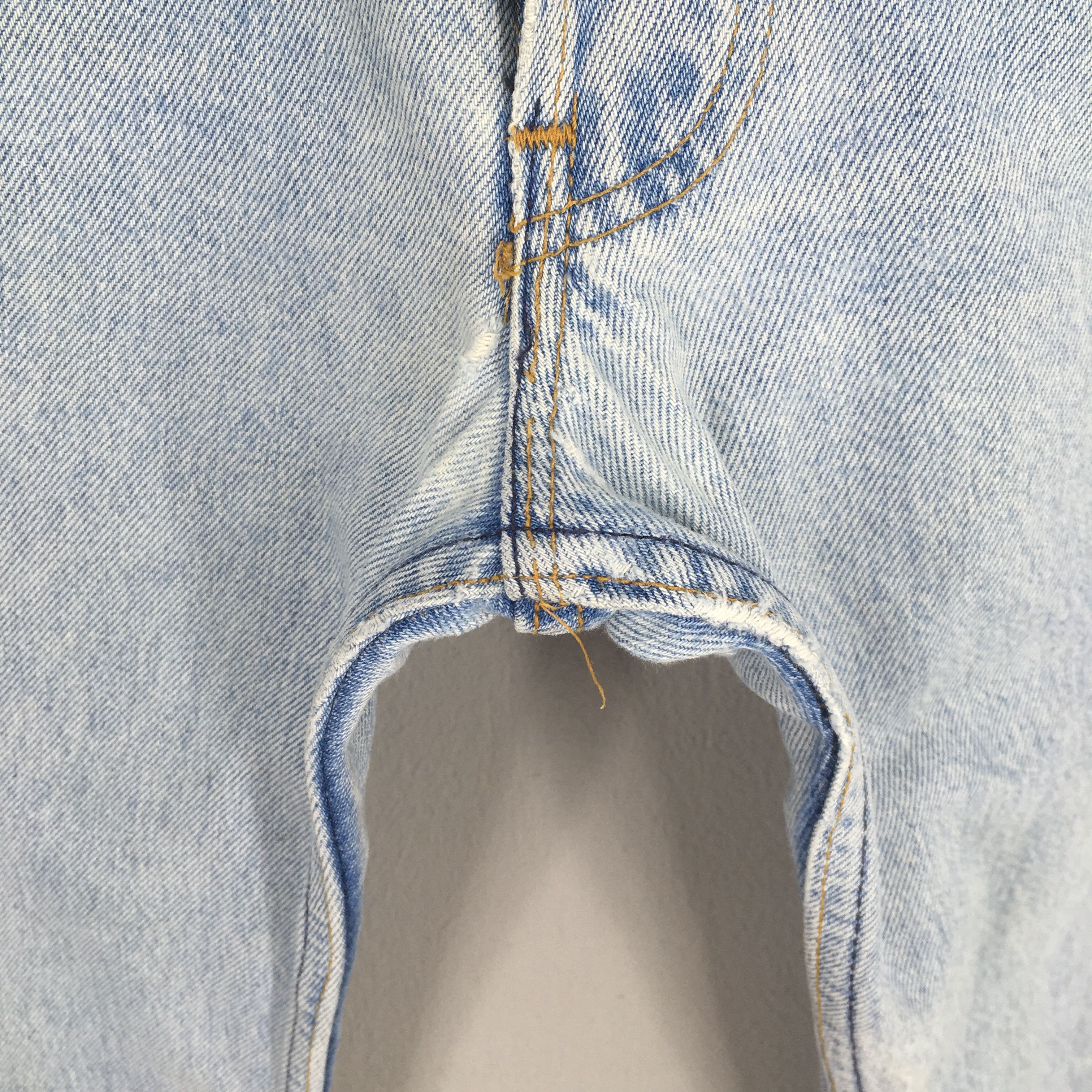 Size 34x29 Vintage 90s Levi's 501 Faded Pale Blue Jeans