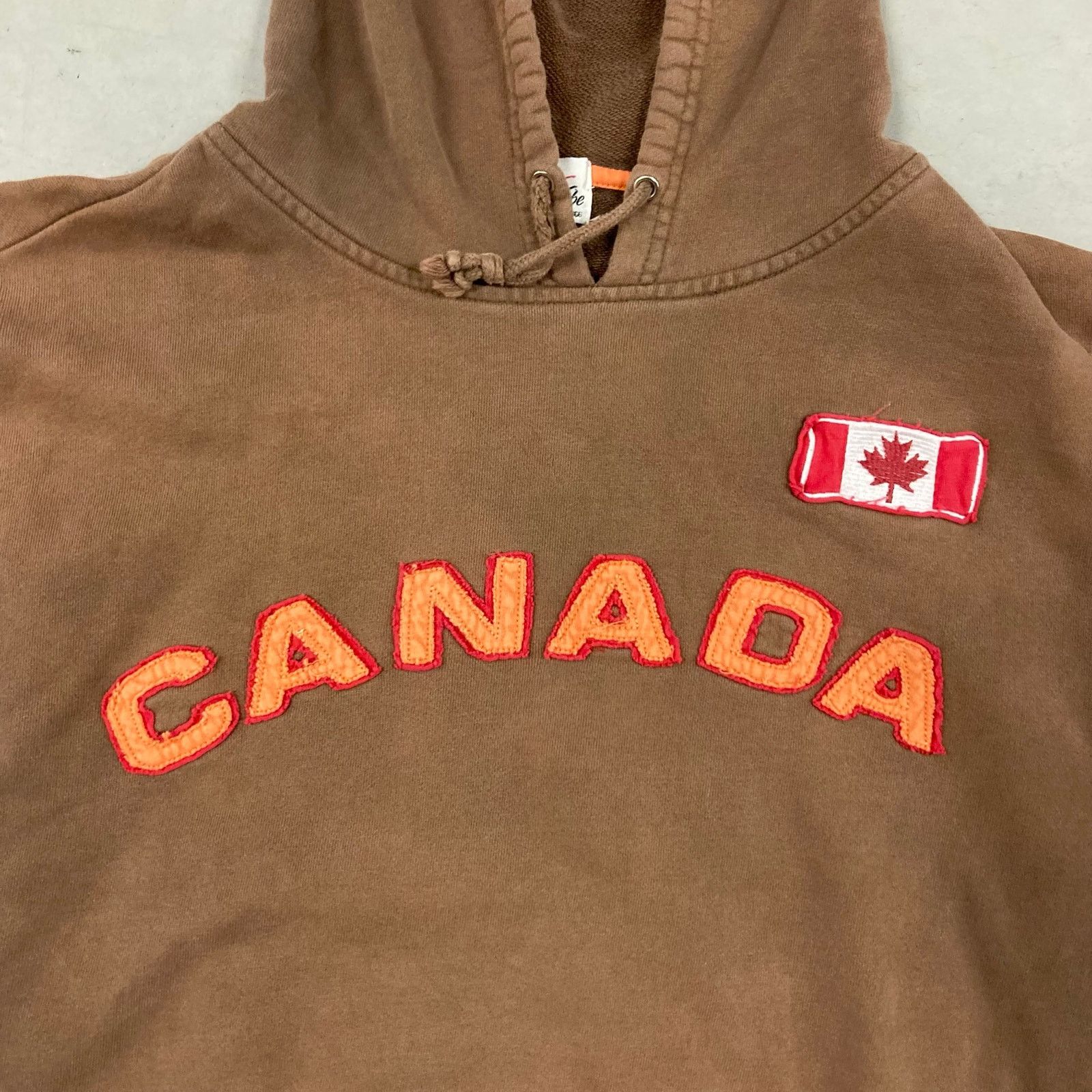 Vintage vintage y2k Canada varsity hoodie Size US L / EU 52-54 / 3 - 4 Thumbnail