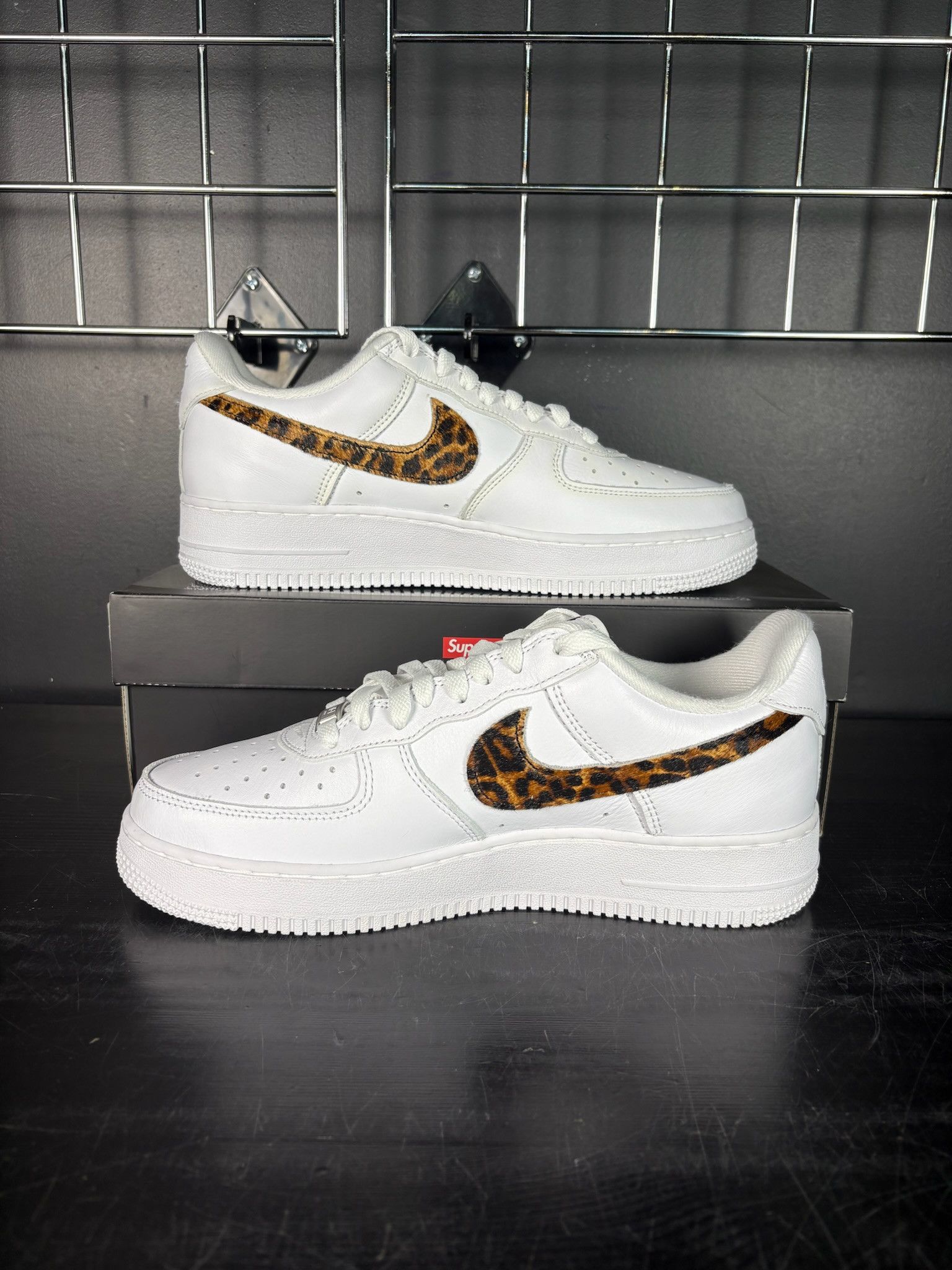 Supreme Nike Air Force 1 Low x Supreme x GOODENOUGH - Size 8.5 Size US 8.5 / EU 41-42 - 2 Thumbnail