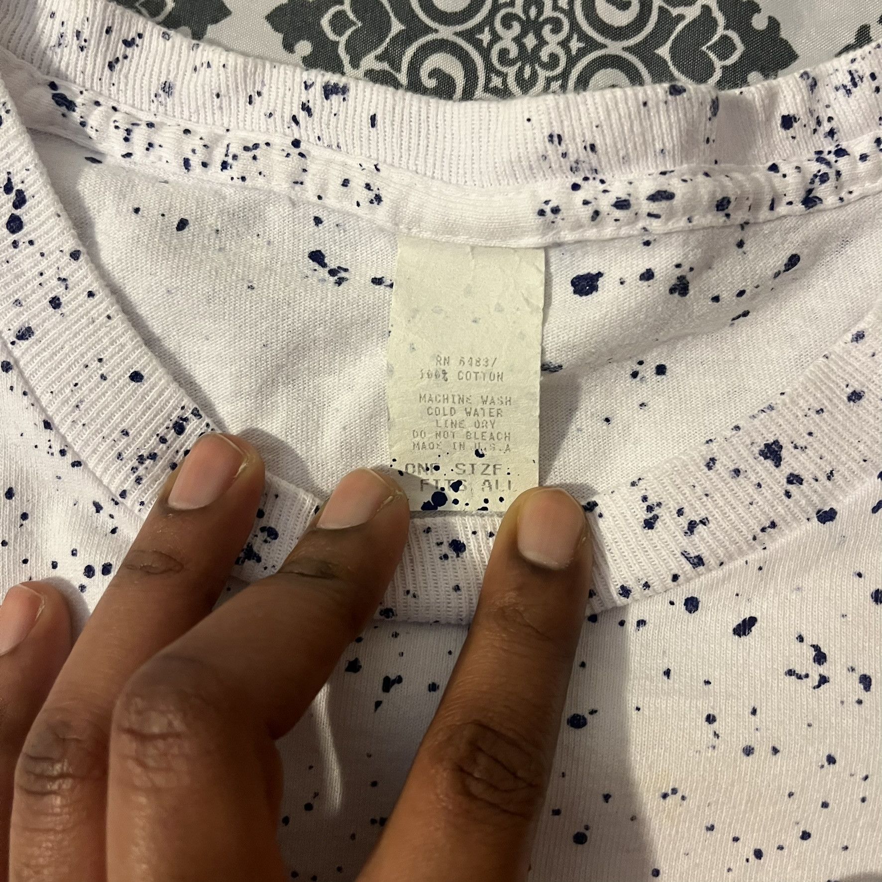 Vintage VTG World Class Premium The Body Co. Spotted Graphic Tee Size US XL / EU 56 / 4 - 7 Thumbnail