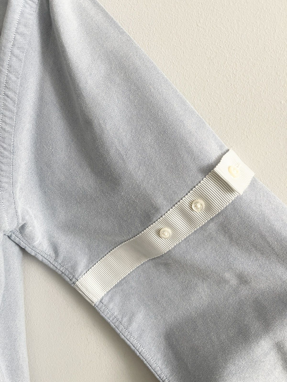 Thom Browne STEAL! 2015 Thom Browne Cotton Oxford White Armband Shirt Size US M / EU 48-50 / 2 - 5 Thumbnail