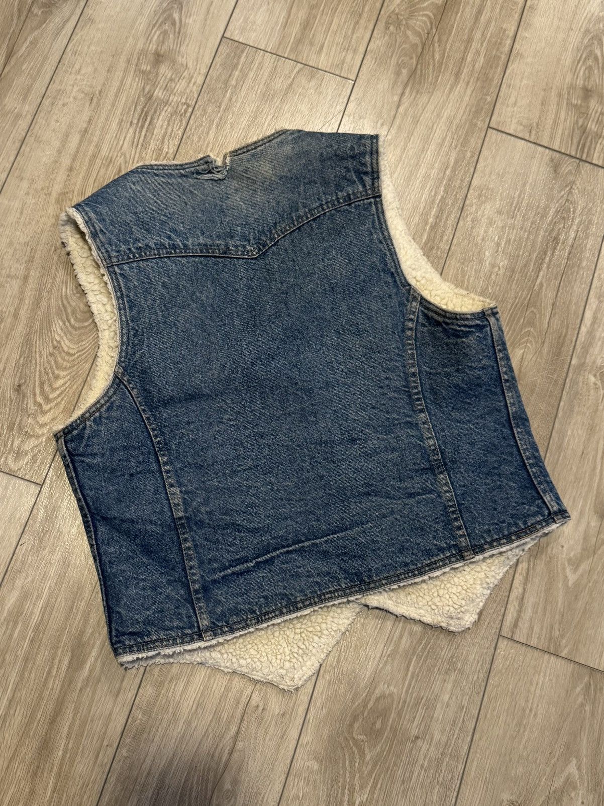 Levi's Vintage Clothing Vintage Levis Denim Vest Size US L / EU 52-54 / 3 - 7 Thumbnail