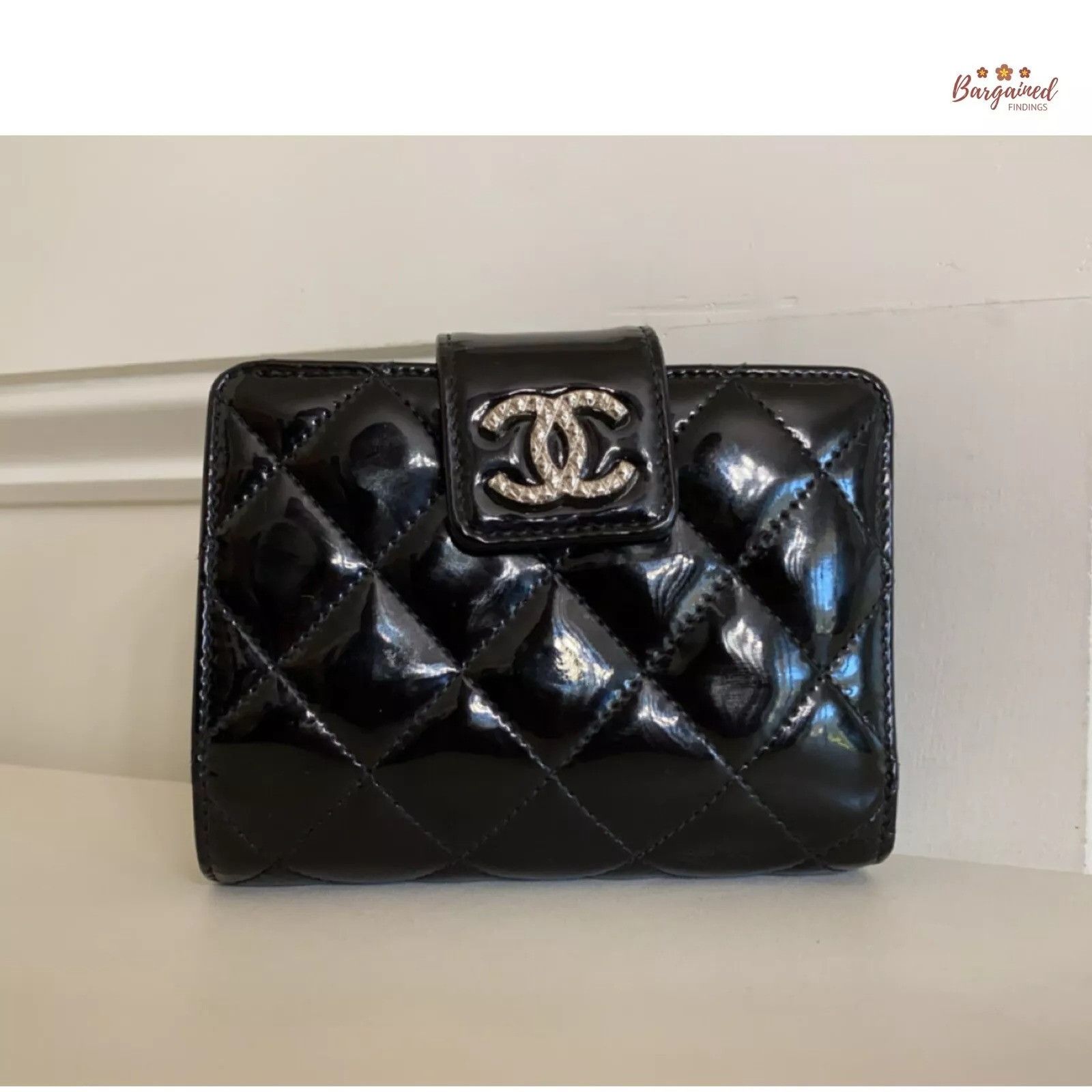 Chanel CHANEL Patent Leather Interlocking CC Logo French Wallet Size ONE SIZE - 1 Thumbnail