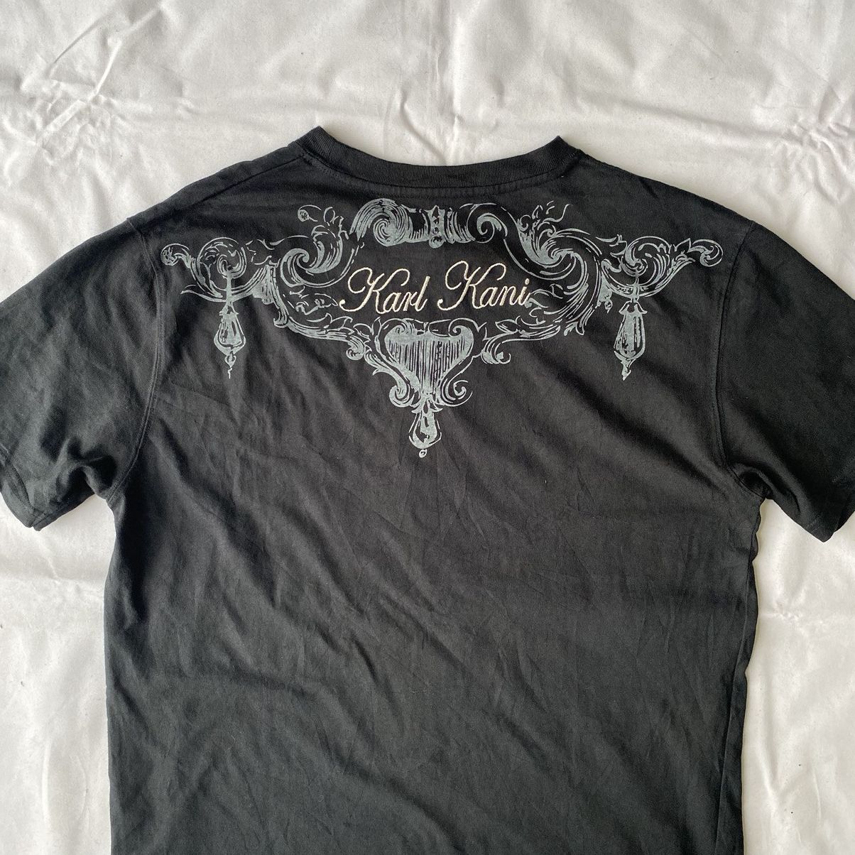 Japanese Brand × Karl Kani Karl Kani Black Gothic Cross Typography 1989 Designs Tees Size US L / EU 52-54 / 3 - 14 Thumbnail
