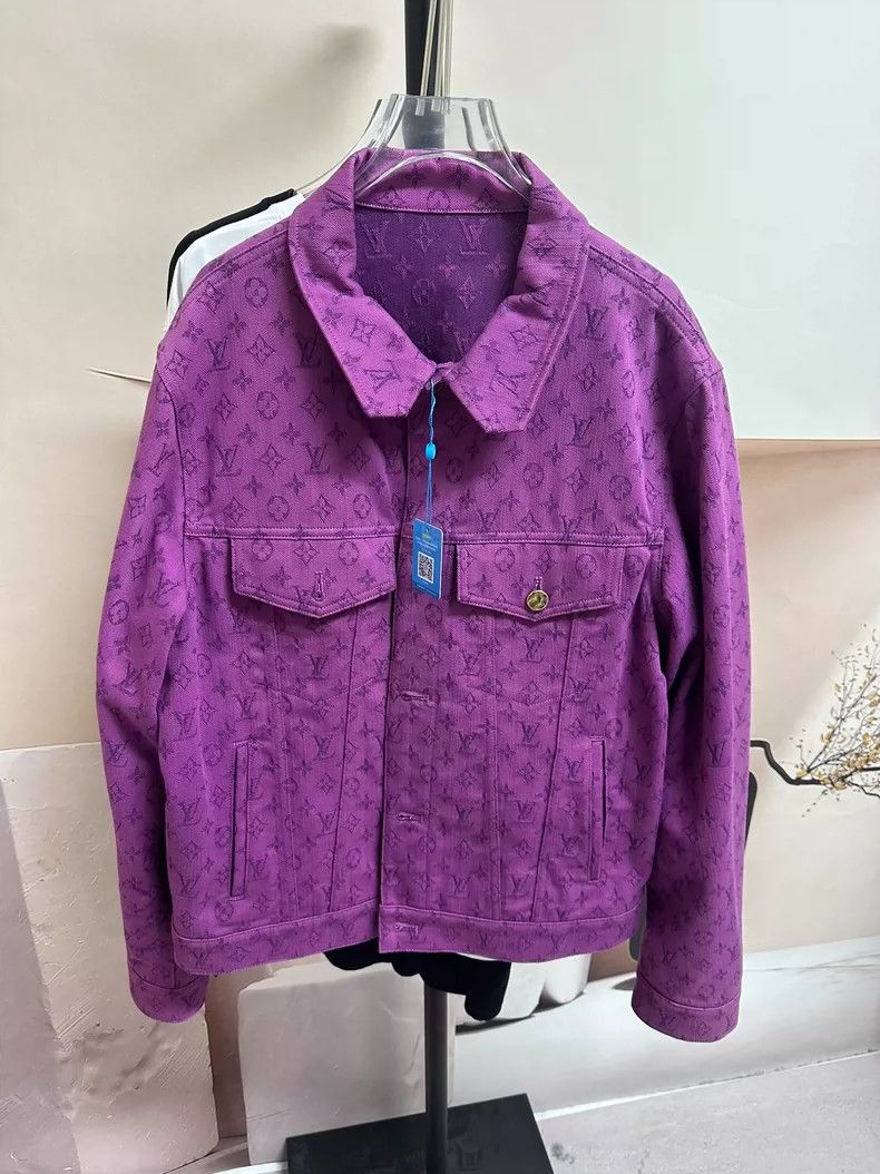 Louis Vuitton LOUIS VUITTON Purple full print denim jacket Size US L / EU 52-54 / 3 - 1 Thumbnail