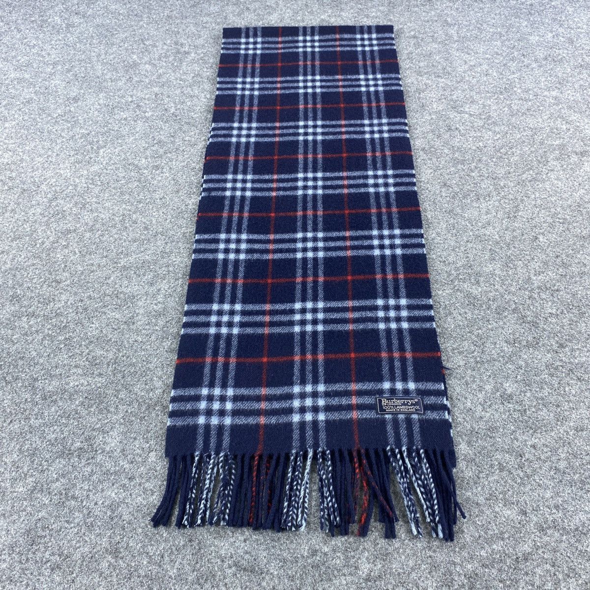 Burberry × Vintage Burberry Scarf # Muffler # Neckwear # D656 Size ONE SIZE - 1 Thumbnail