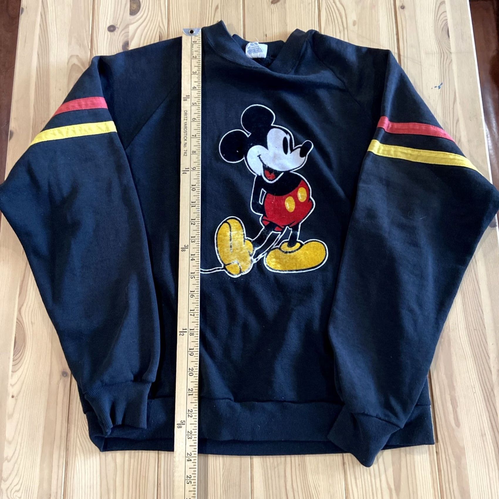 Disney VINTAGE Disney Sweatshirt Women’s L Black Mickey Mouse Crewneck 80s Pullover Logo Cotton Polyester Size L / US 10 / IT 46 - 4 Thumbnail