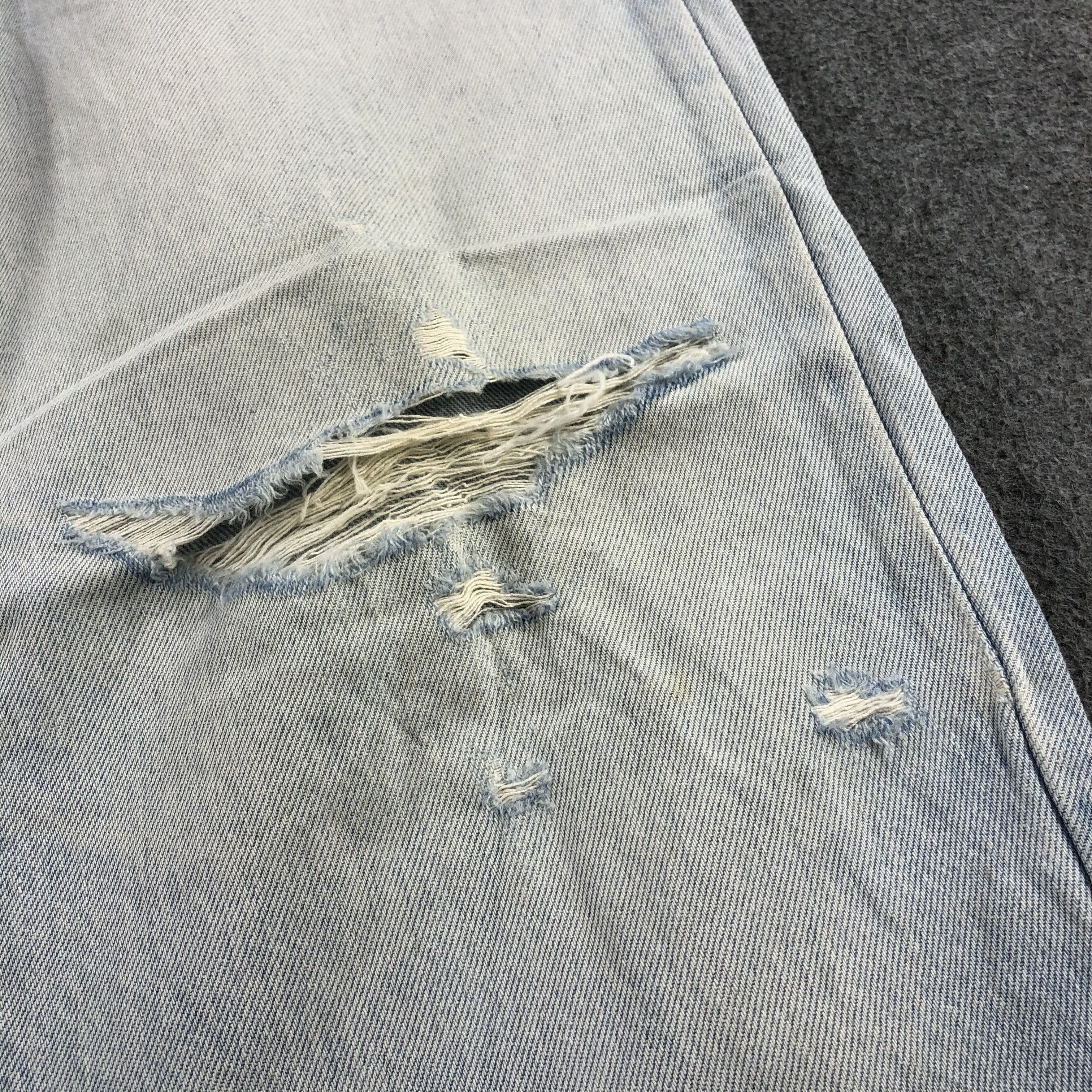 Levi's Vintage 90s Light Wash Levis 515 Jeans-J1877 Size US 35 - 8 Thumbnail