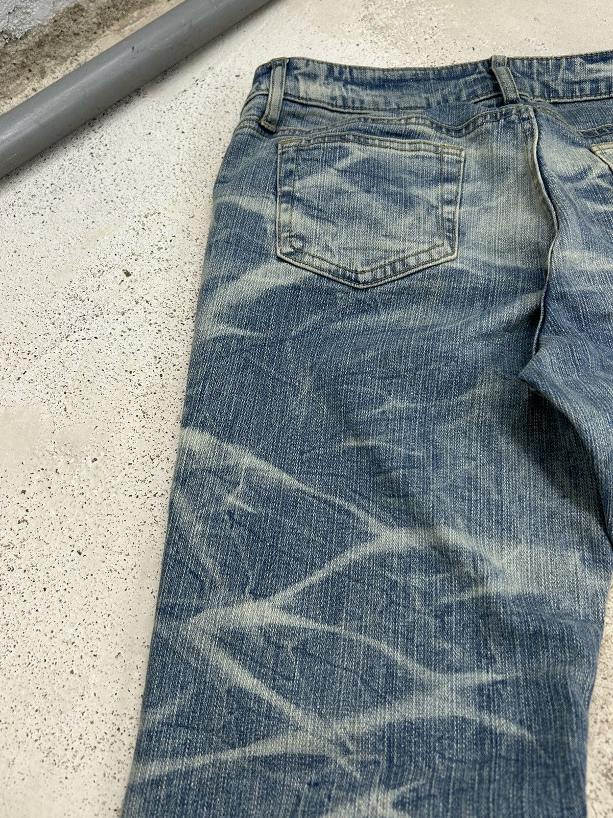 Le Grande Bleu (L.G.B.) Vintage Daily Topics Flare Striking Washed Denim Size US 30 / EU 46 - 16 Thumbnail