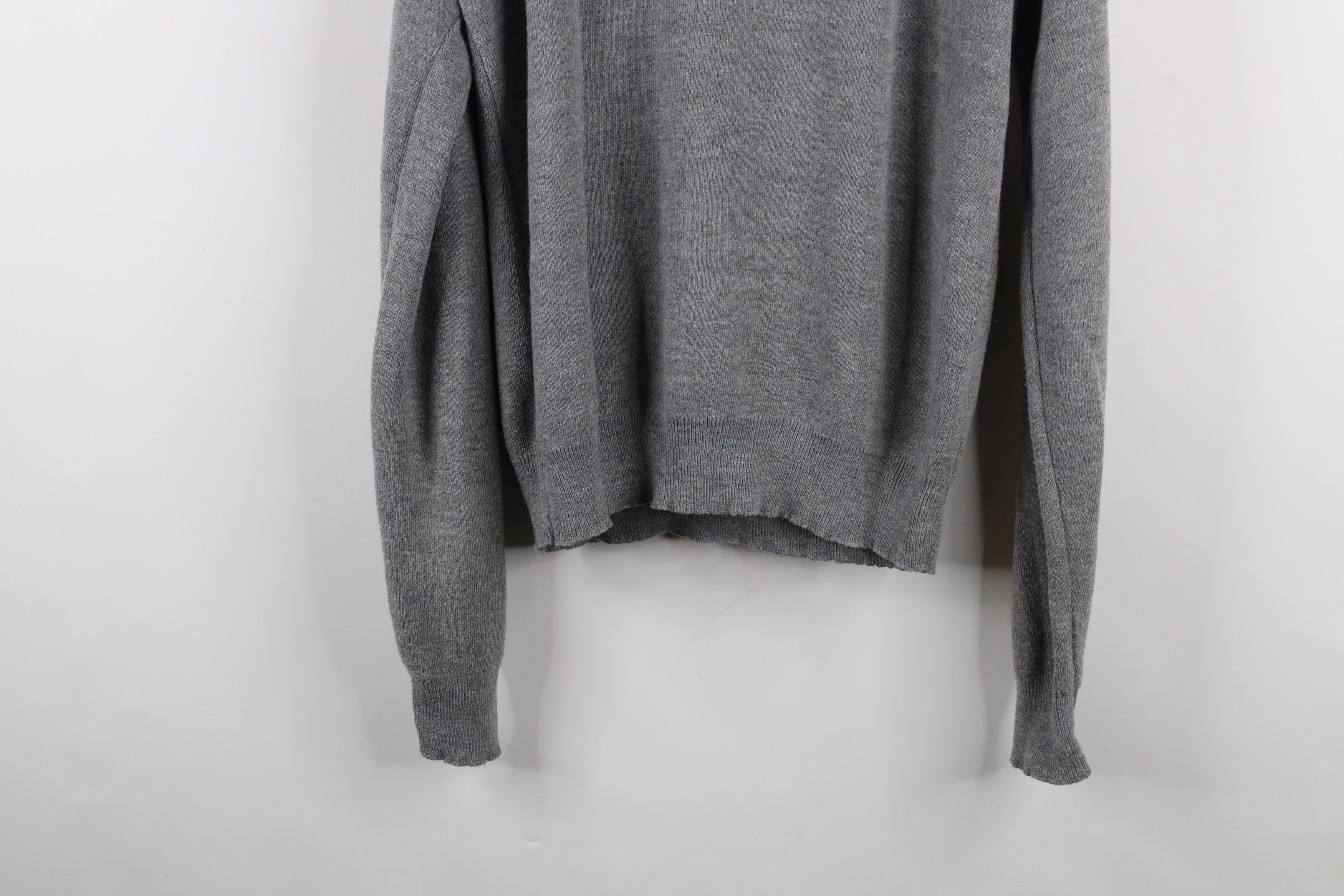 Vintage Vintage 70s Streetwear Blank Knit V-Neck Sweater Gray USA Size US XL / EU 56 / 4 - 13 Thumbnail