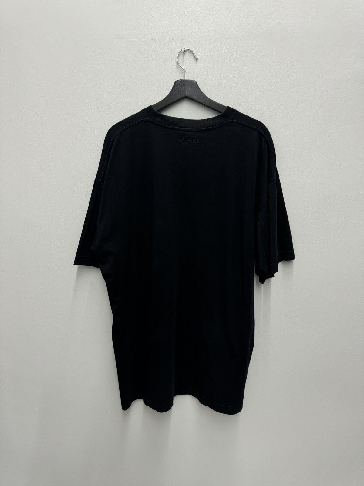 Vetements FW20 ARABIC COCAINE LOGO TEE Size US L / EU 52-54 / 3 - 8 Thumbnail